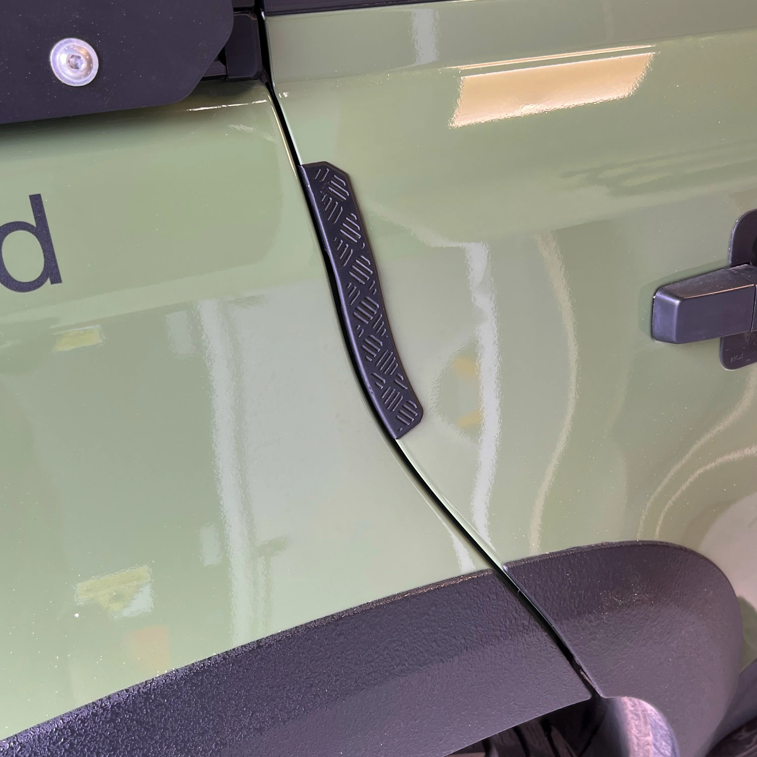 2pc Rear Door Edge Protection Strips for Land Rover Defender L663 110/130 - Image 7