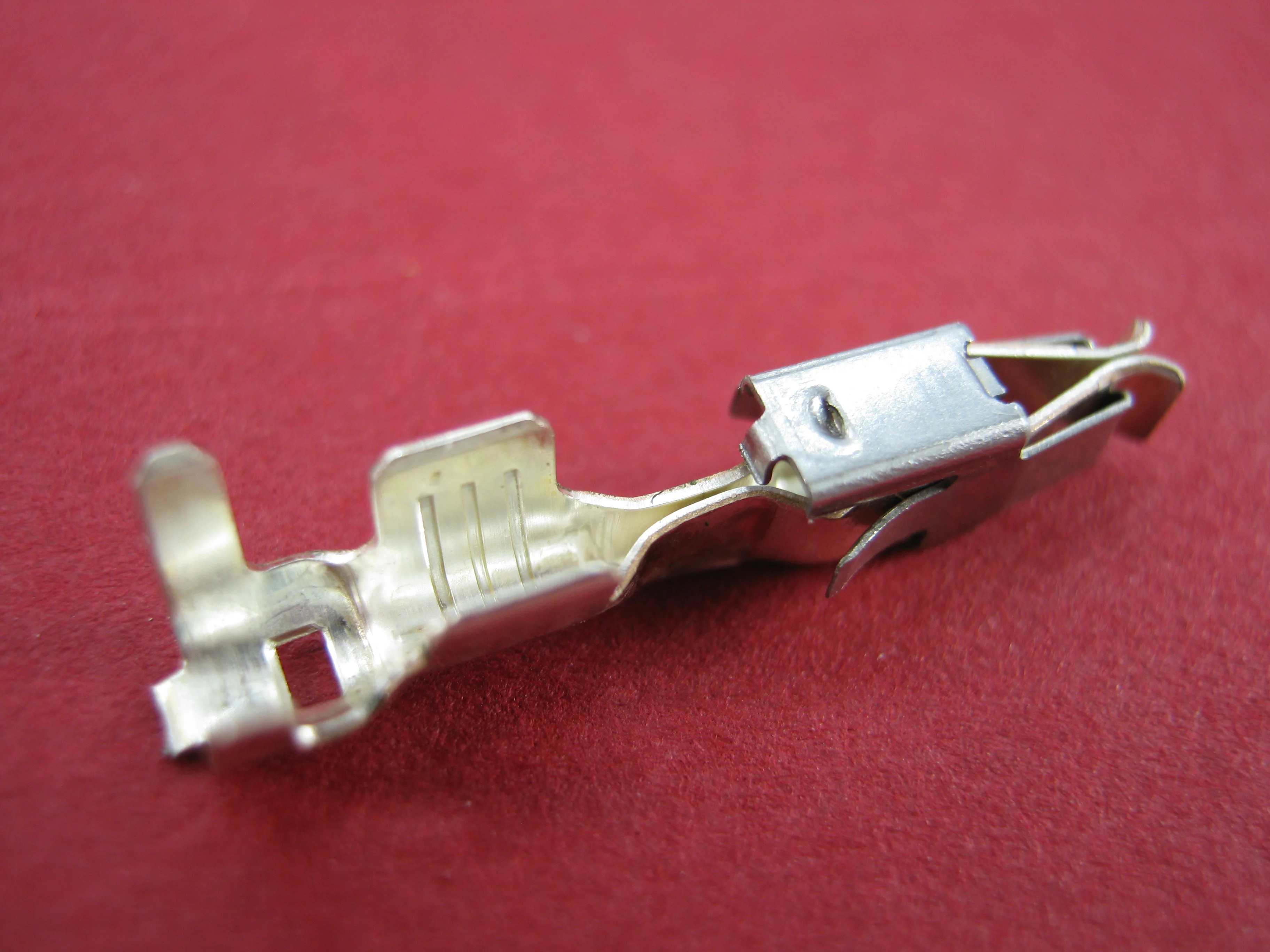 3 Way AMP Junior Power Connector (No Loom) - Image 3