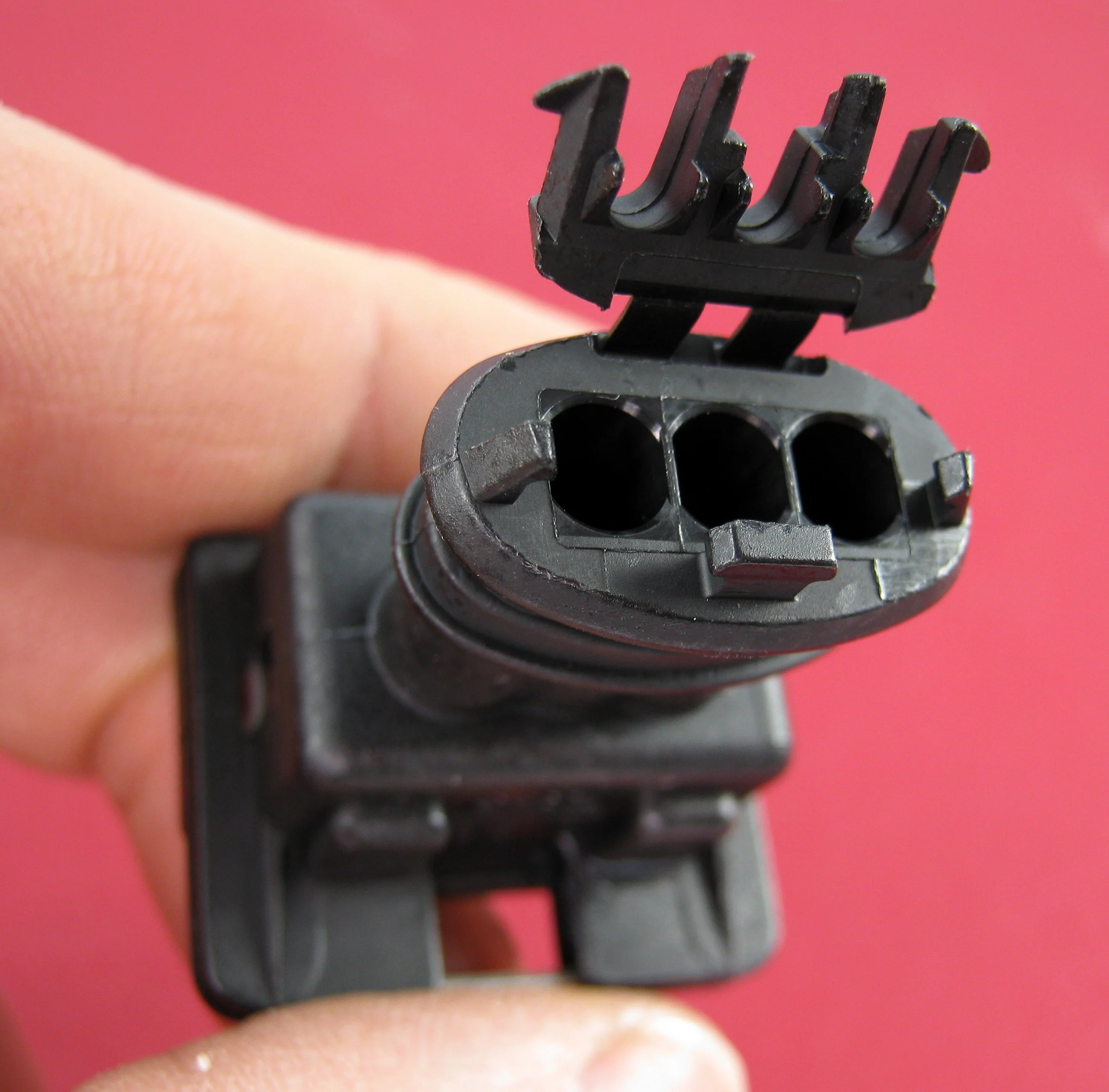 3 Way AMP Junior Power Connector (No Loom) - Image 4