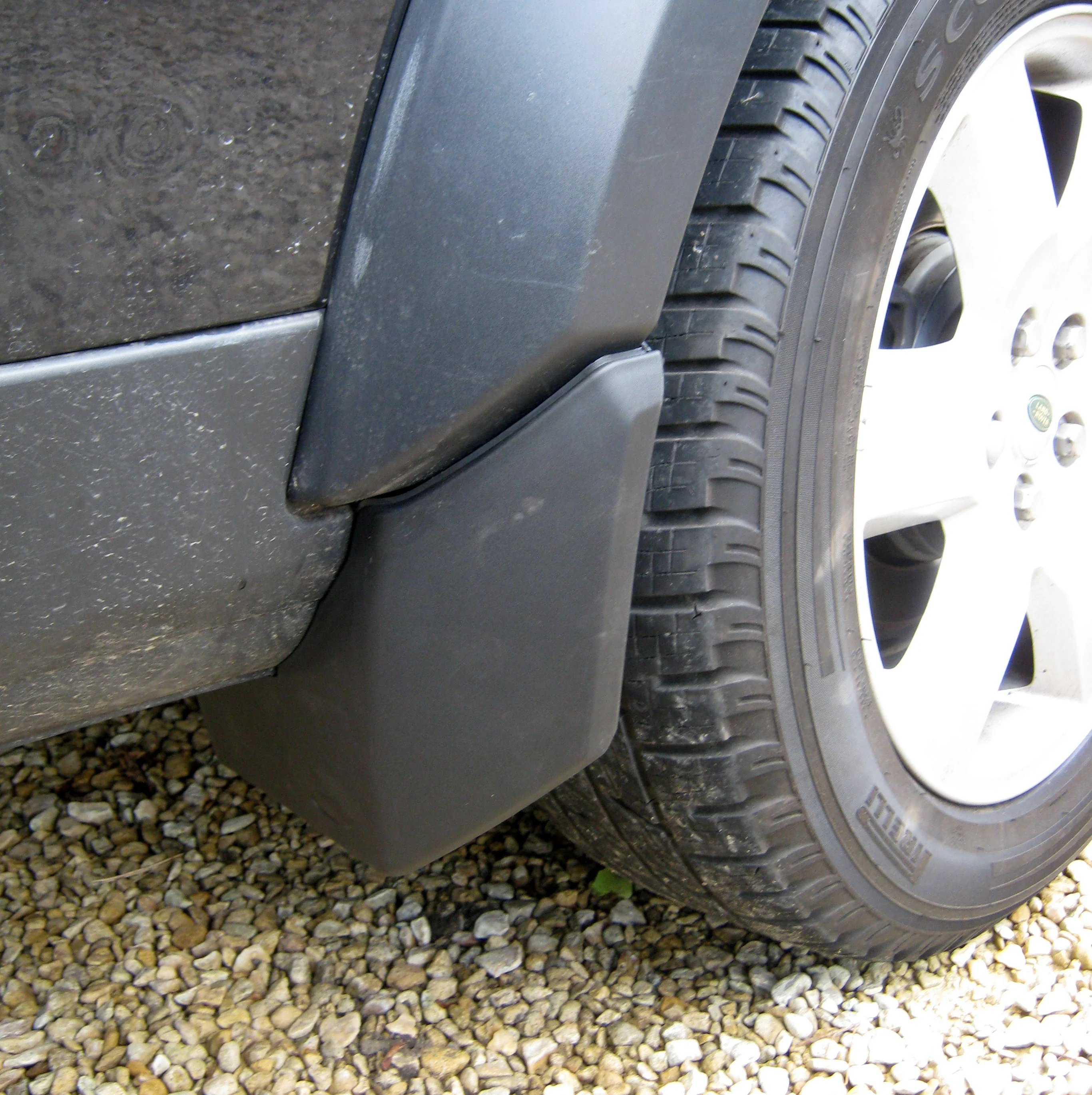 Aftermarket Mudflap Kit - Rear - for Land Rover Discovery 3