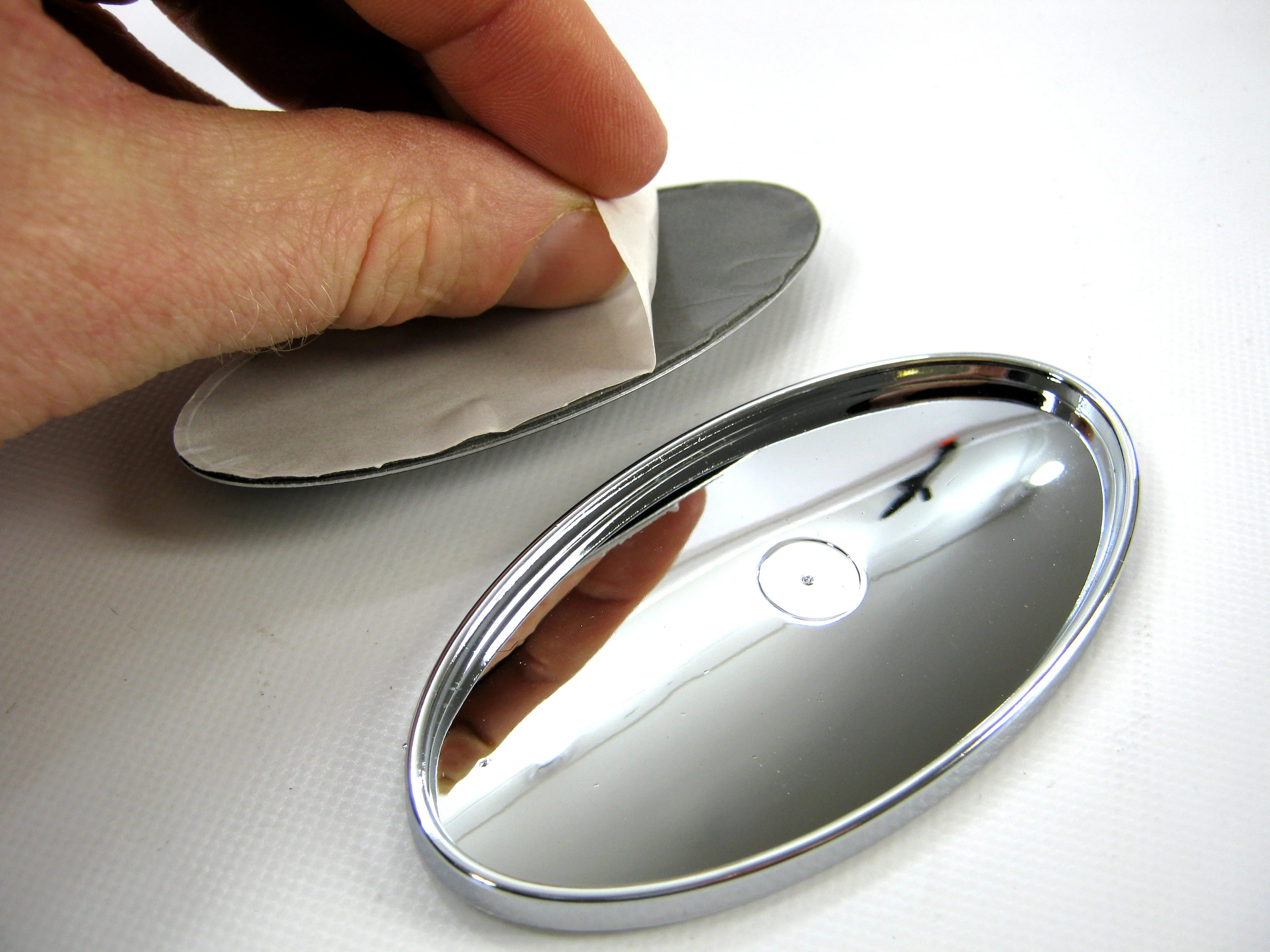 Black & Silver Badge on Chrome Plinth for Range Rover L405 - Image 5