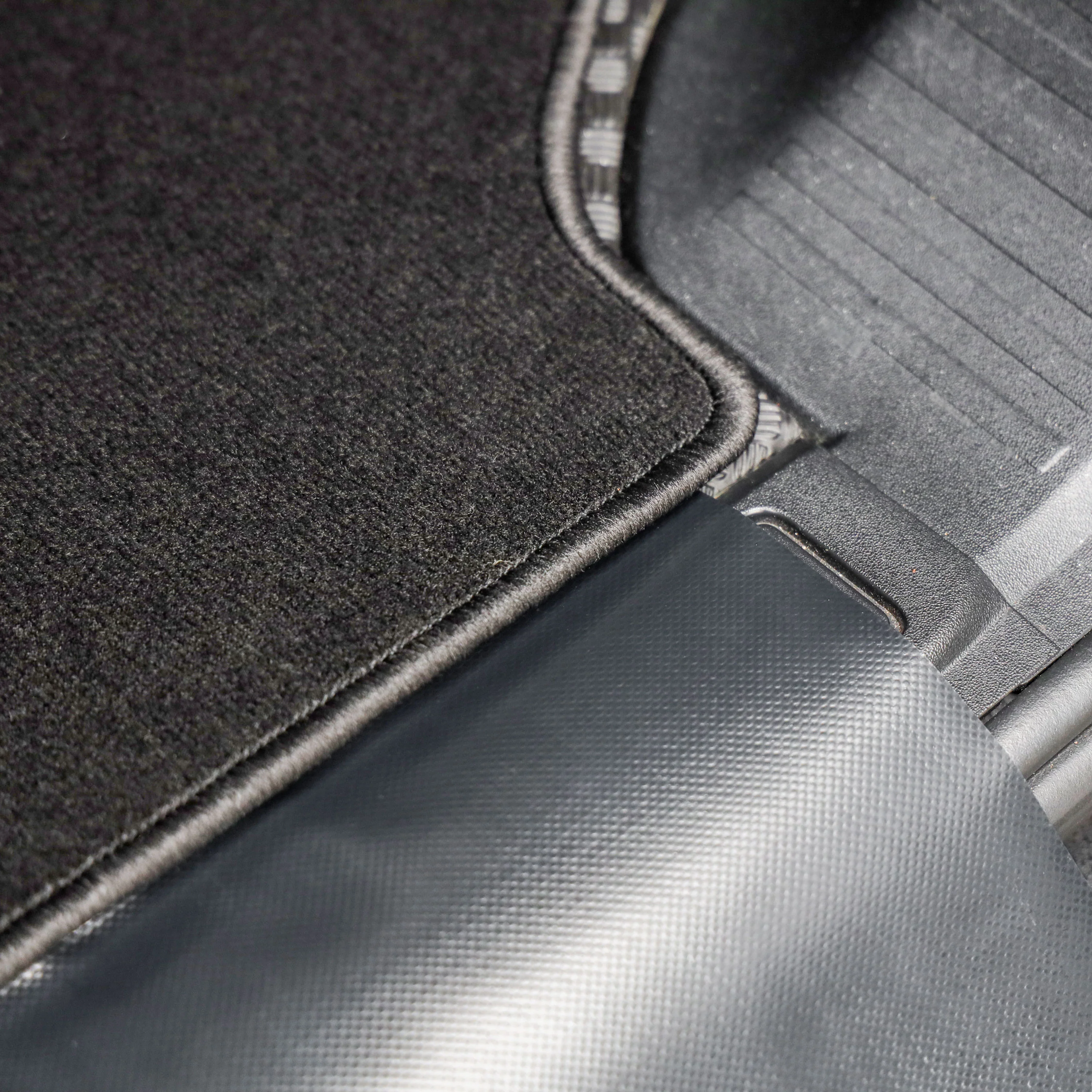 Carpet Boot Mat for Land Rover Defender L663 (110 models) - Image 6