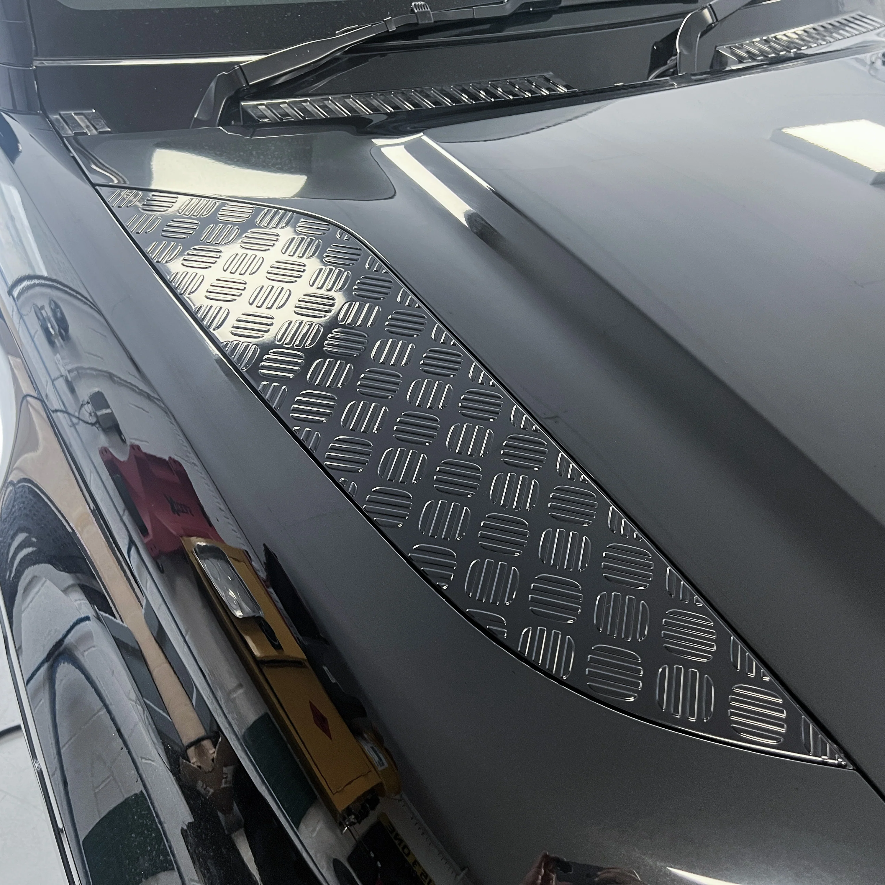 Chequer Bonnet Trim (Genuine) for Land Rover Defender L663 -  Gloss Black - Right - Image 2