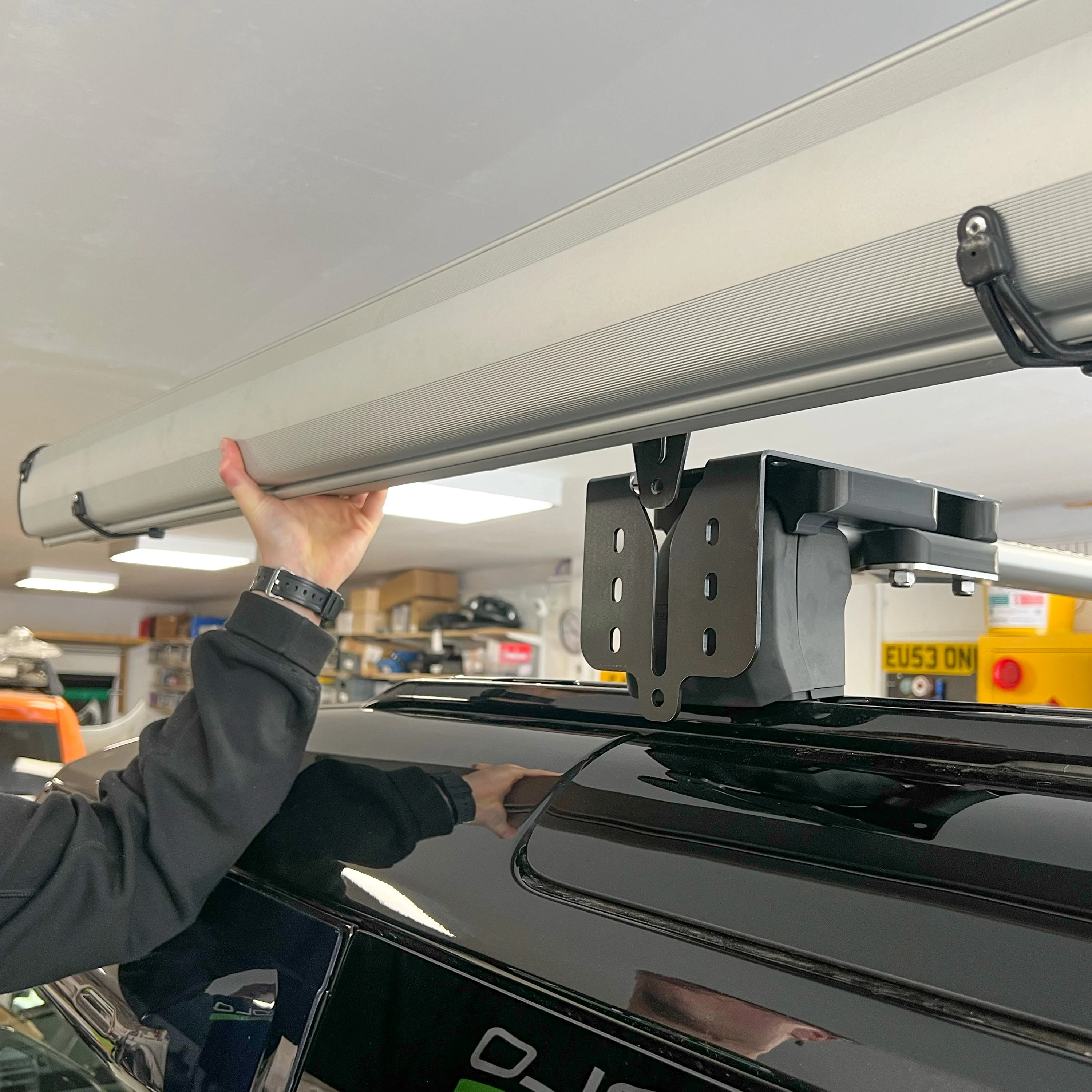 Cross Bar Awning Quick Release Mount Kit for Land Rover Defender L663 - for ARB - LEFT - Image 2