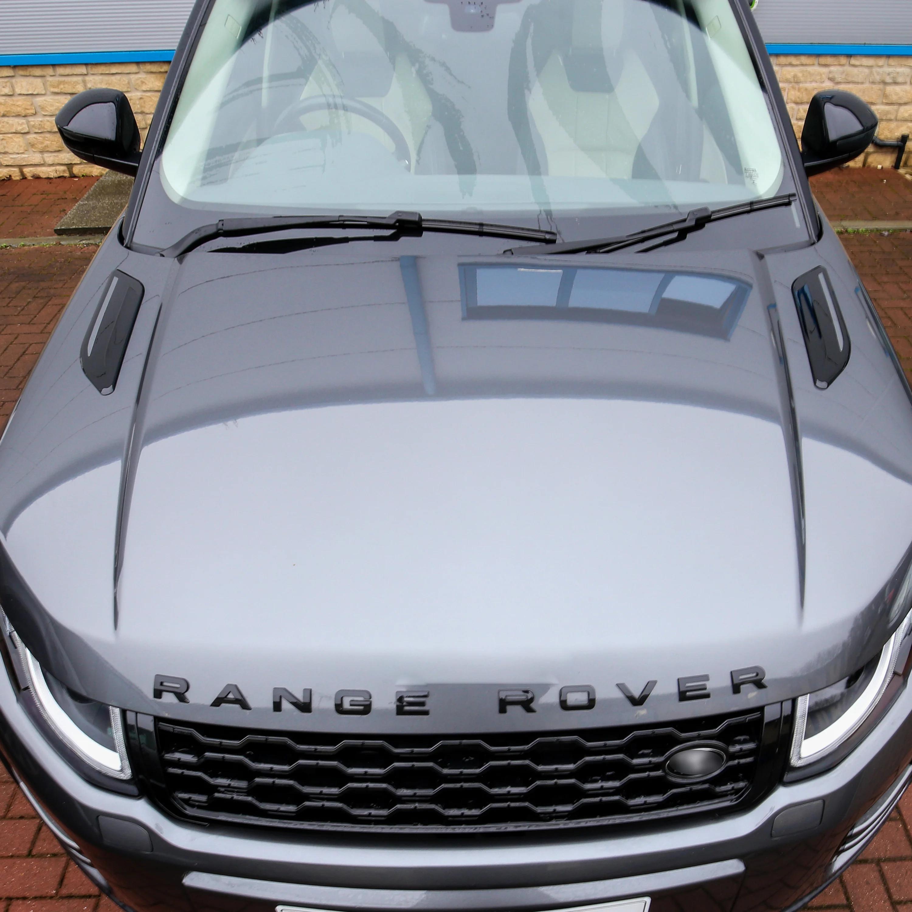 Dummy Bonnet Vents 'Black & Grey' for Range Rover Velar - Image 6