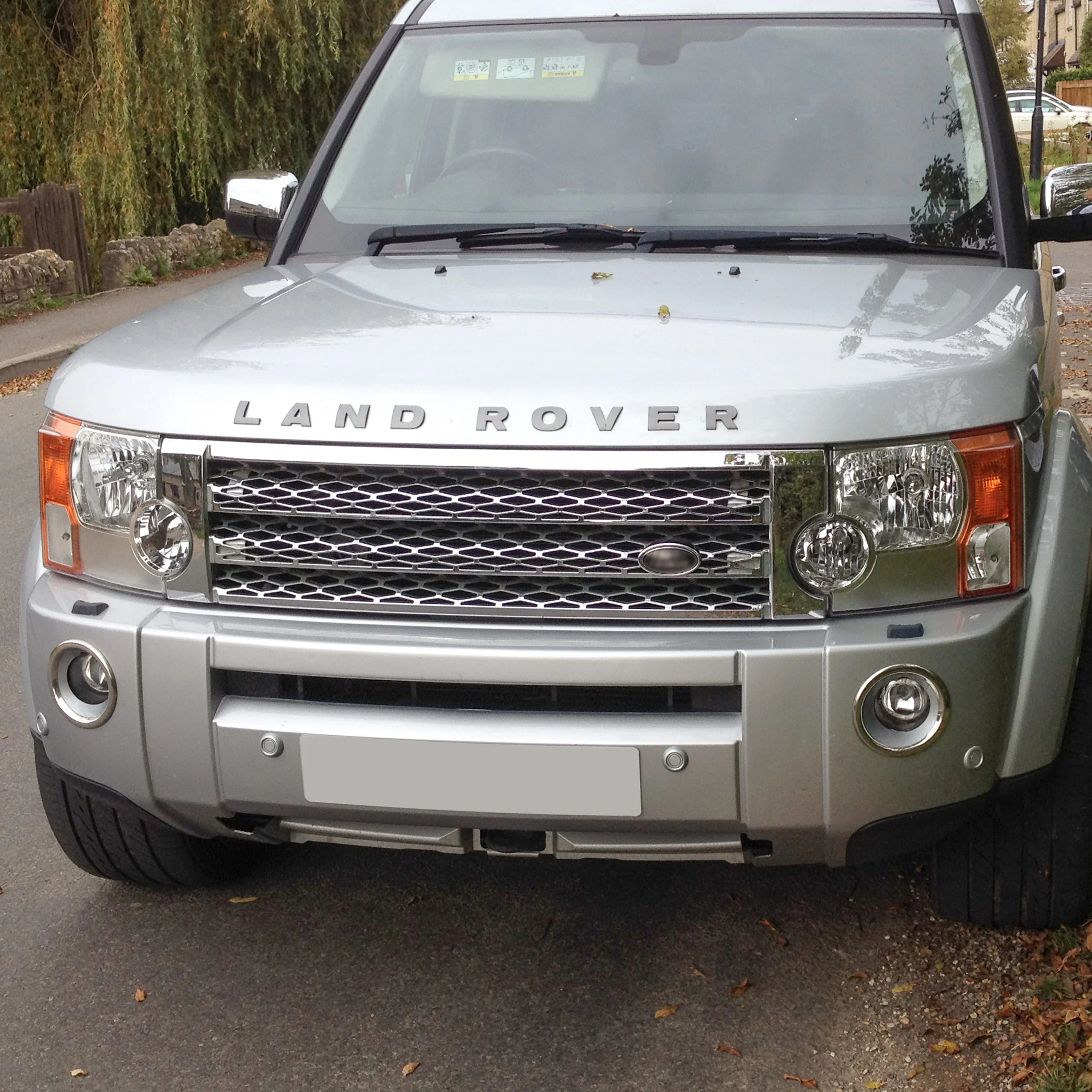 Fog Bezel COVERS for Land Rover Discovery 3 - Chrome - Image 4