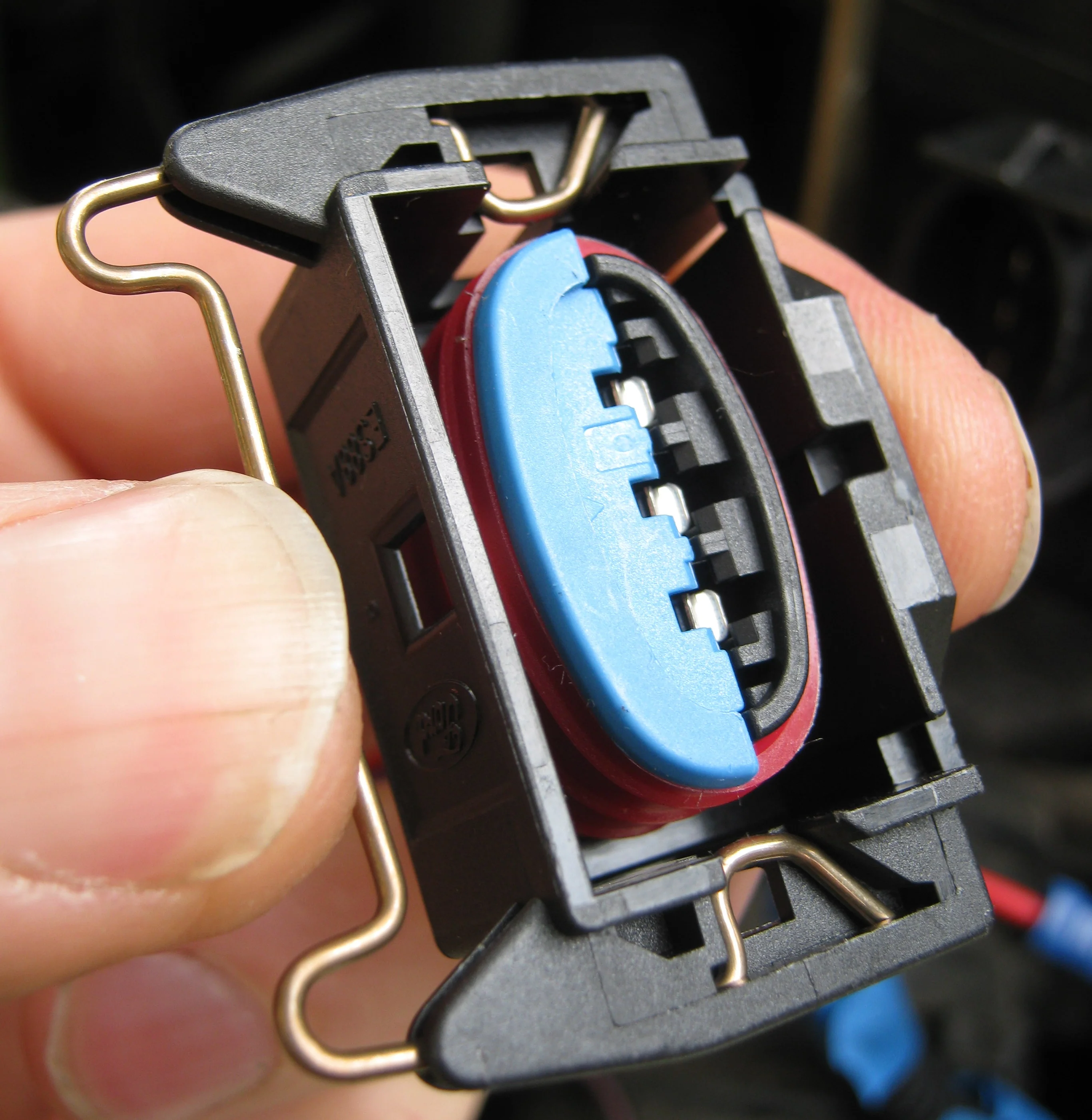 Ford EDIS Coilpack Connector Plug - Pre-wired With Loom - Image 3