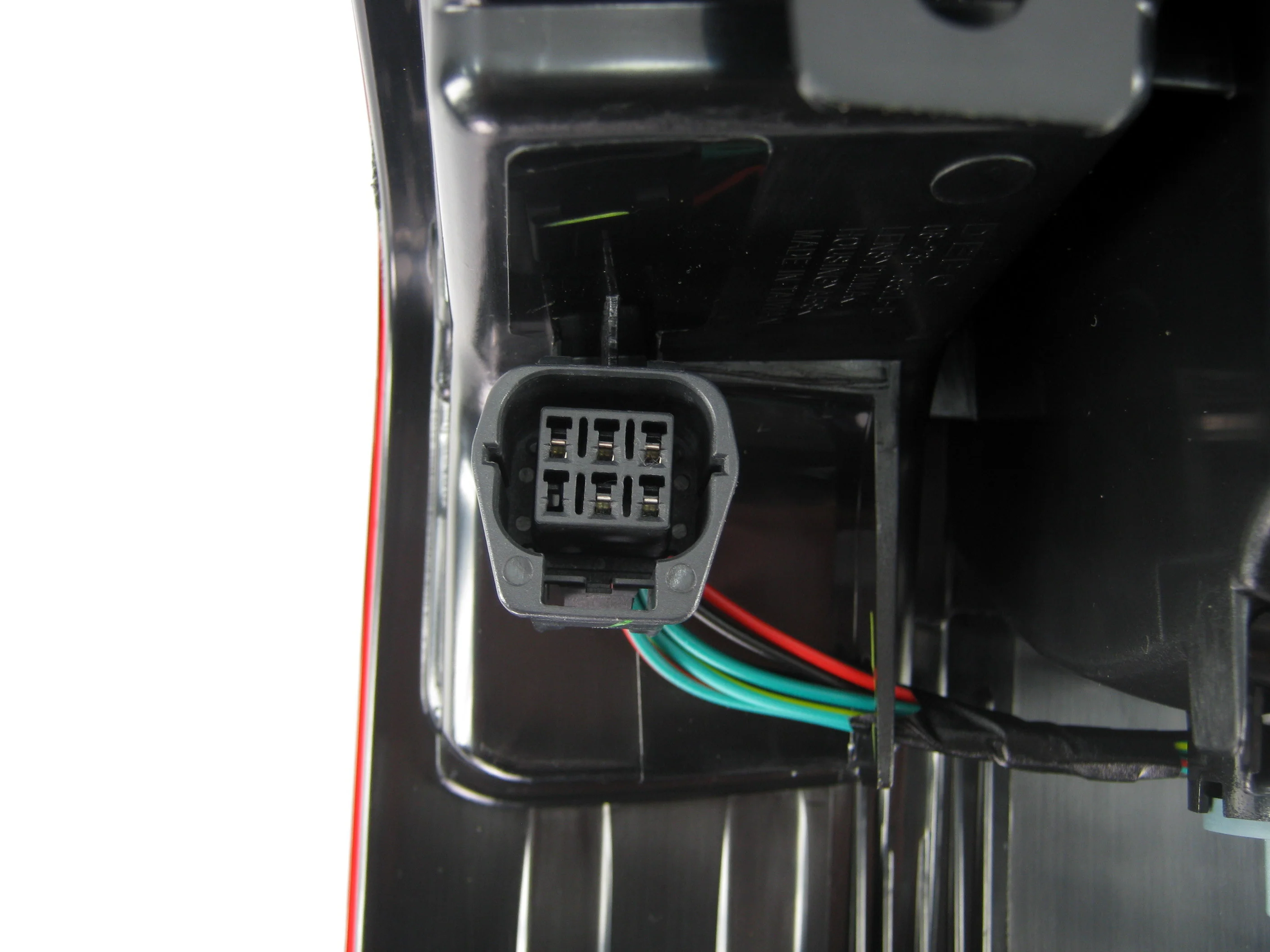 Ford Ranger Rear Light 2006 to 09 - LH - Image 4