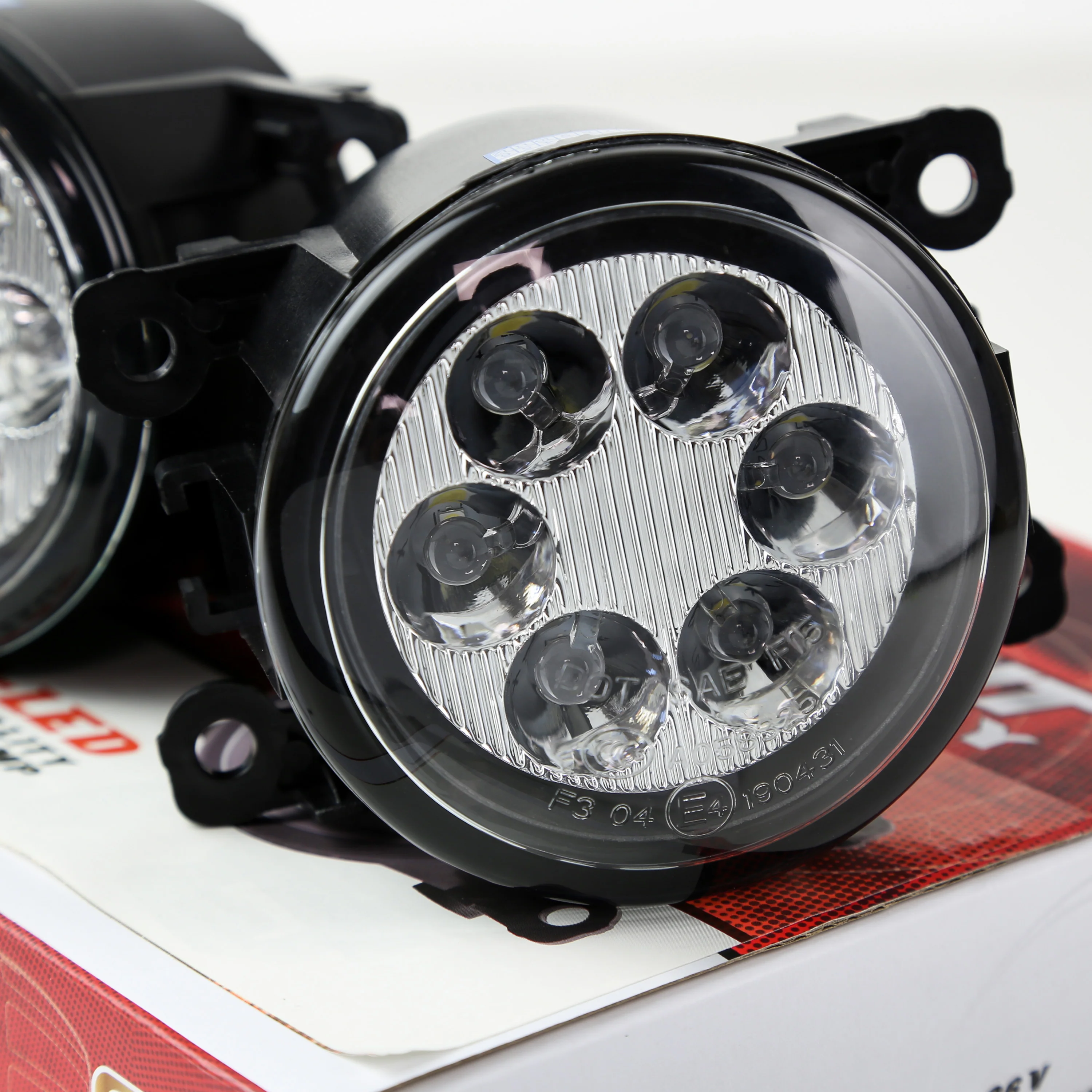 Front Bumper Fog Lamps LED (6 LED) for Land Rover Discovery 4 - PAIR - Image 9