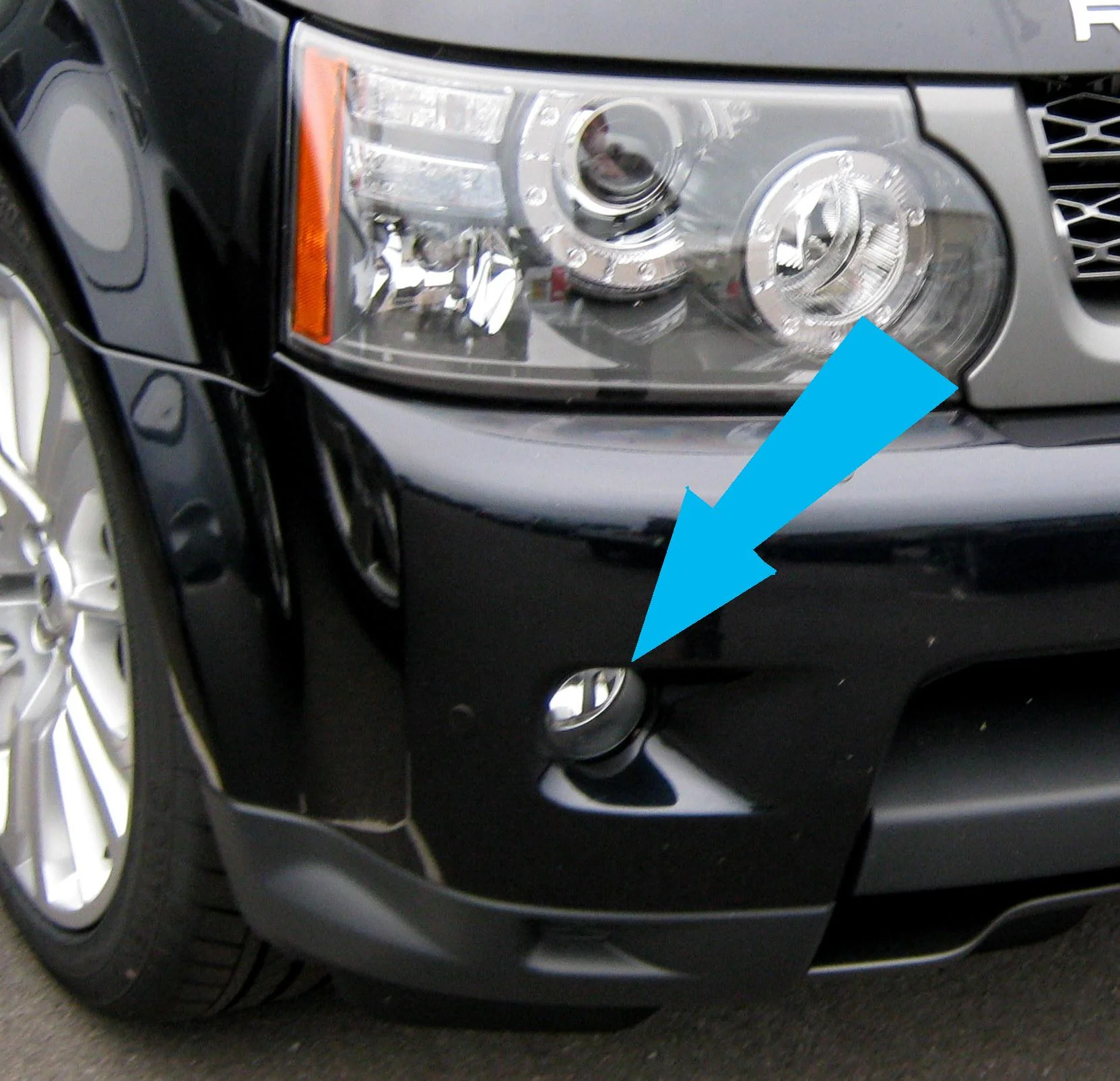 Front Bumper Fog Lights for Range Rover Sport 2010 Aftermarket - PAIR - Image 2
