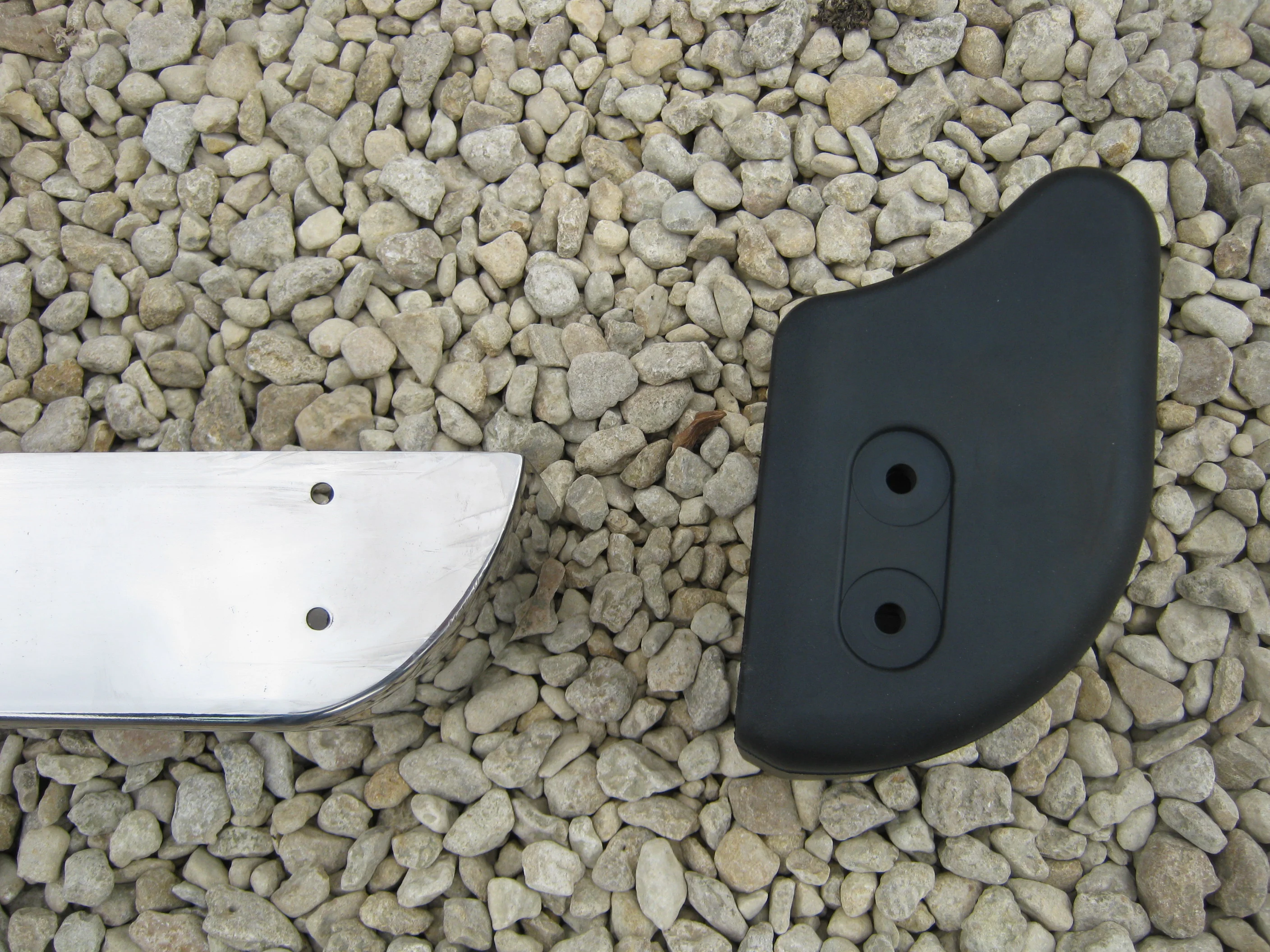 Front Bumper Rubber End Cap for Land Rover Defender - Image 5