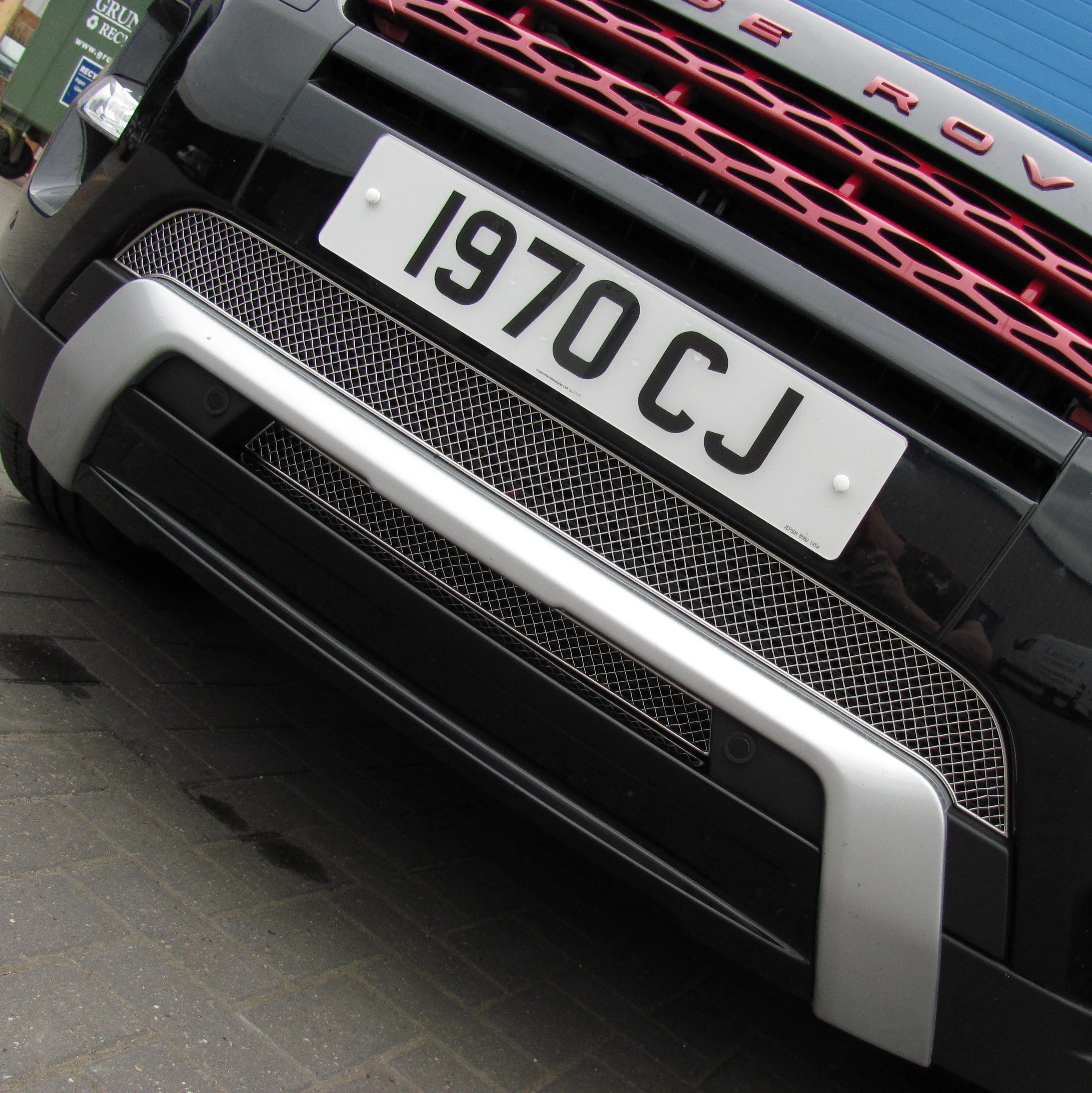 Front Bumper Tow Eye Cover for Range Rover Evoque L538 - Dynamic - Aftermarket - Image 4