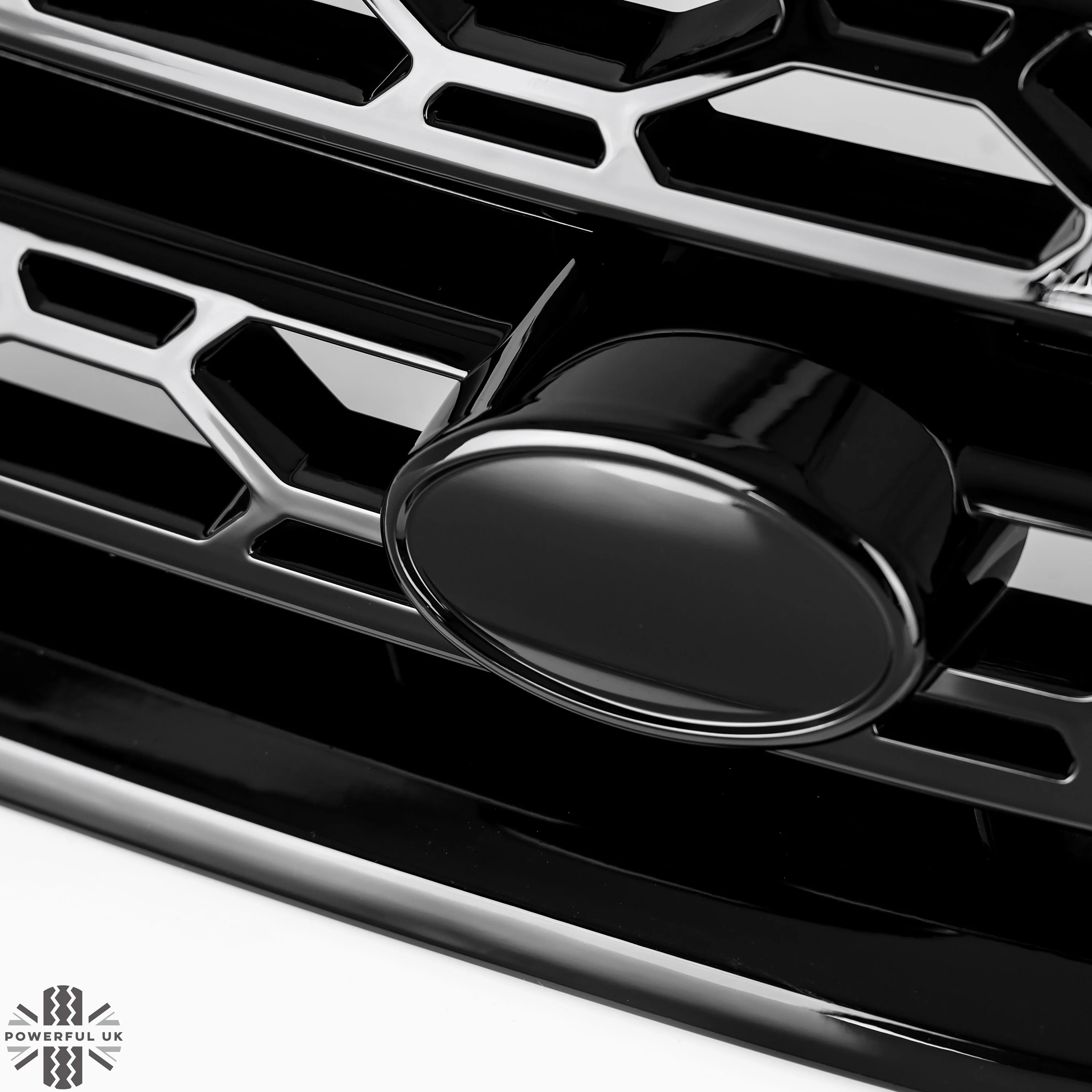 Front Grille for Land Rover Discovery Sport (2014-19) - Aftermarket - Gloss Black - Image 4