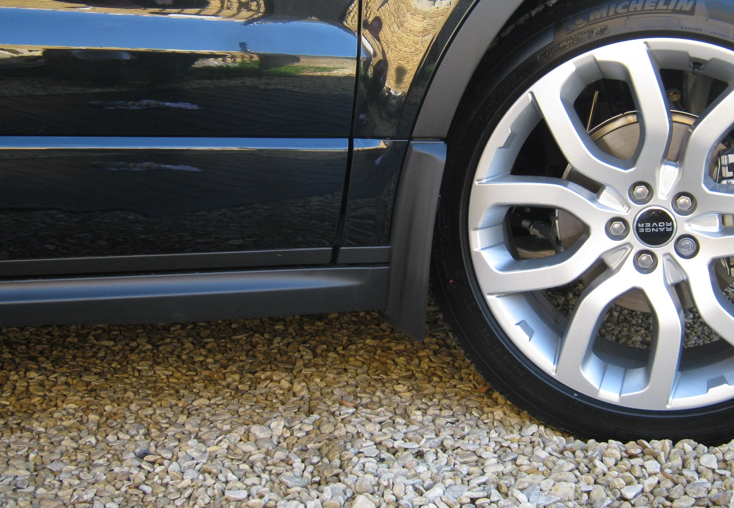 Front & Rear Mudflap Kit for Range Rover Evoque L538 Dynamic - Easy Fit - Image 4