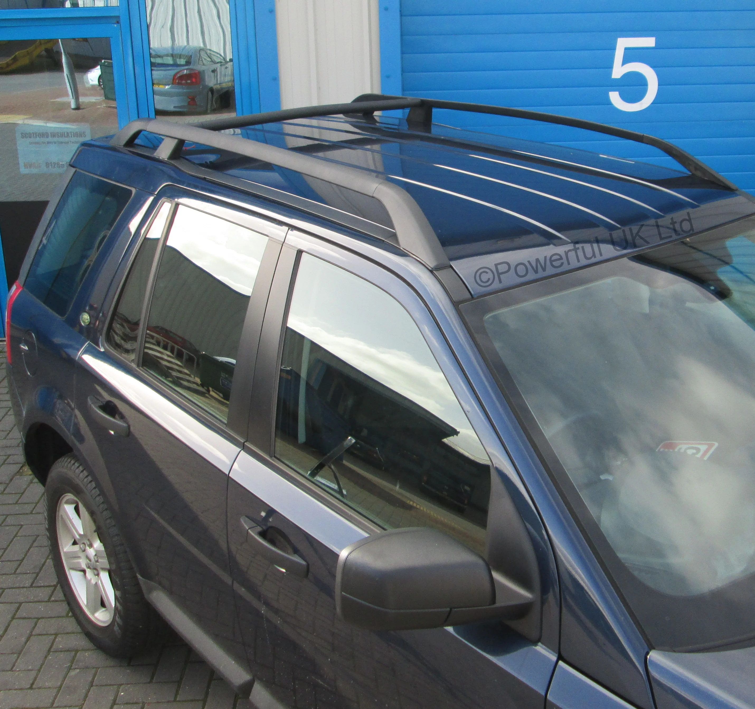 Genuine Fitting Kit for Land Rover Freelander 2 Roof Rails - Image 4