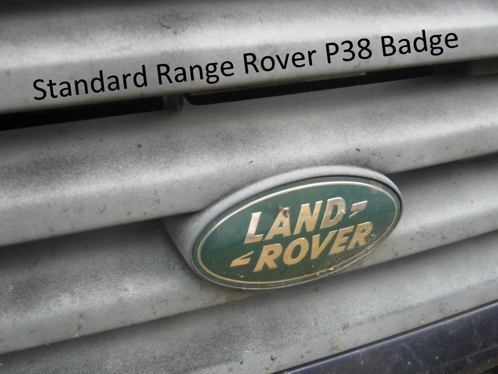 Genuine Front Grille Badge - Black & Silver - for Range Rover P38 - Image 5