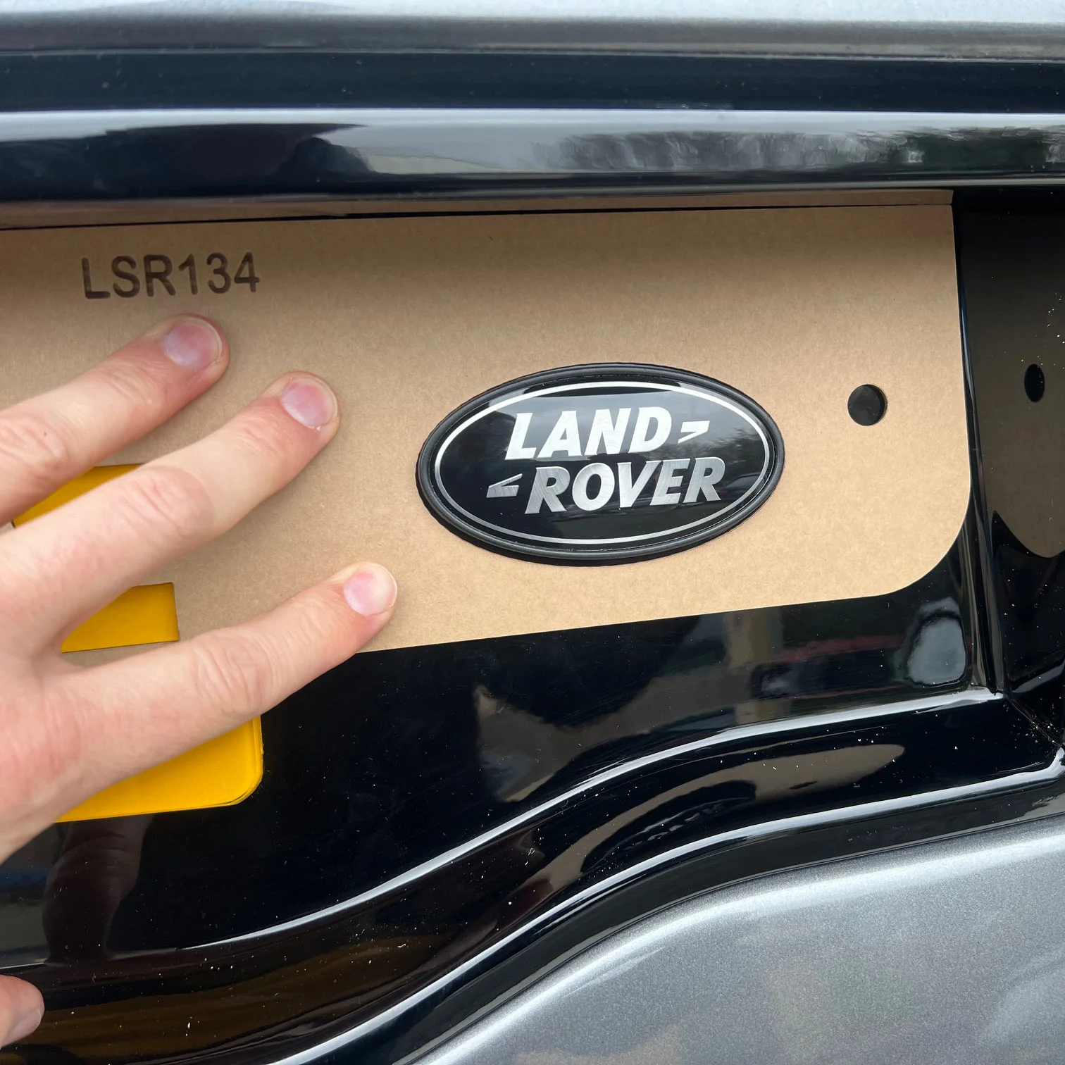 Genuine Rear Tailgate Badge - Black & Silver - for Land Rover Discovery Sport - Image 3