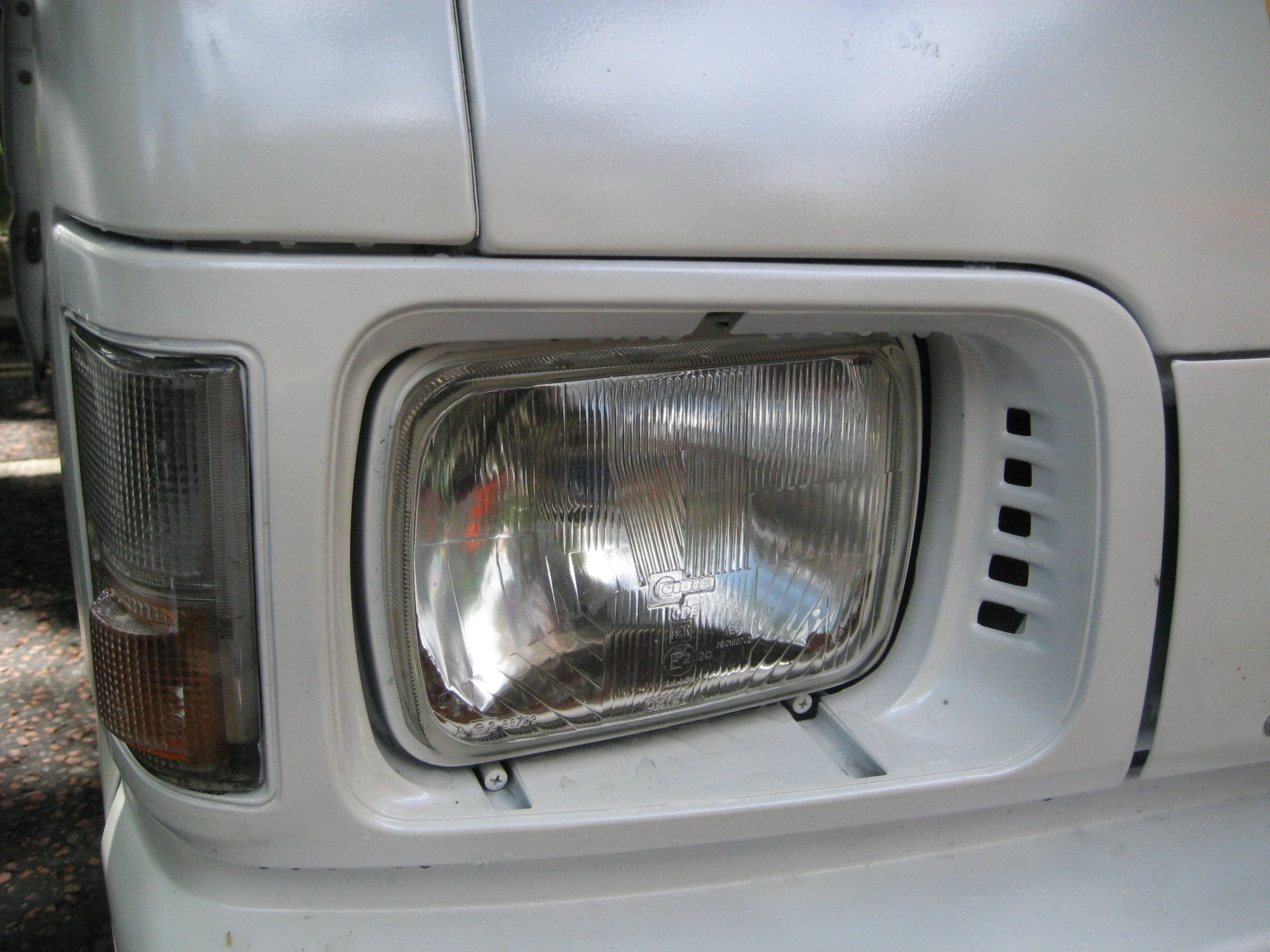 Halogen Headlight Suzuki Super Carry - PAIR - RHD - Image 4