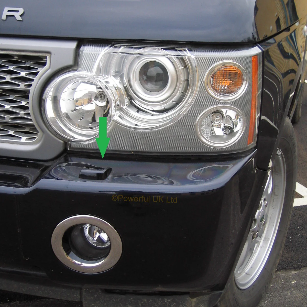 Headlight Washer Jet Covers in Alaska White for Range Rover L322 Vogue - Image 3