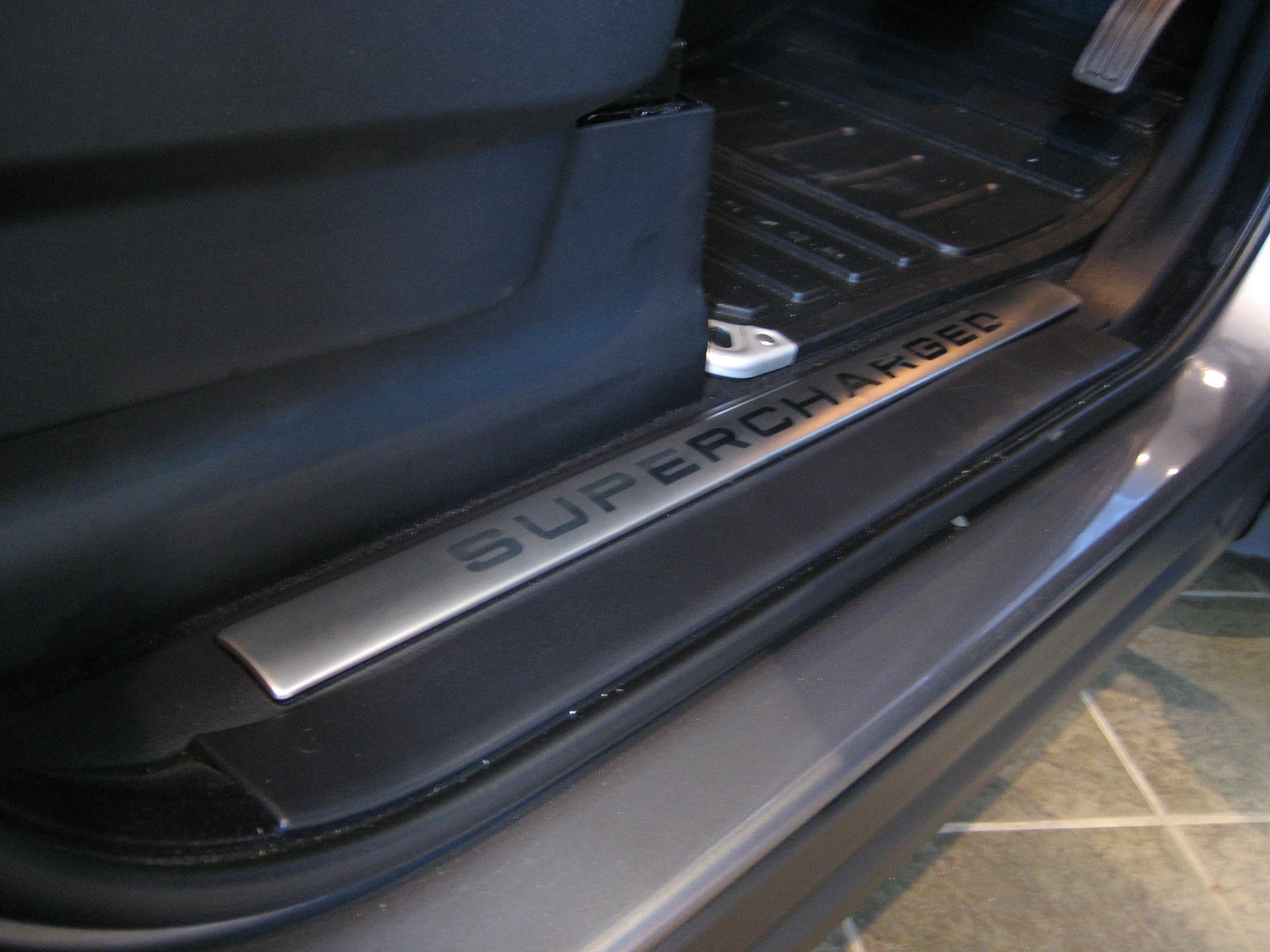 Inner Sill Inserts Stainless Steel - 'SUPERCHARGED' for Range Rover Sport - Image 7