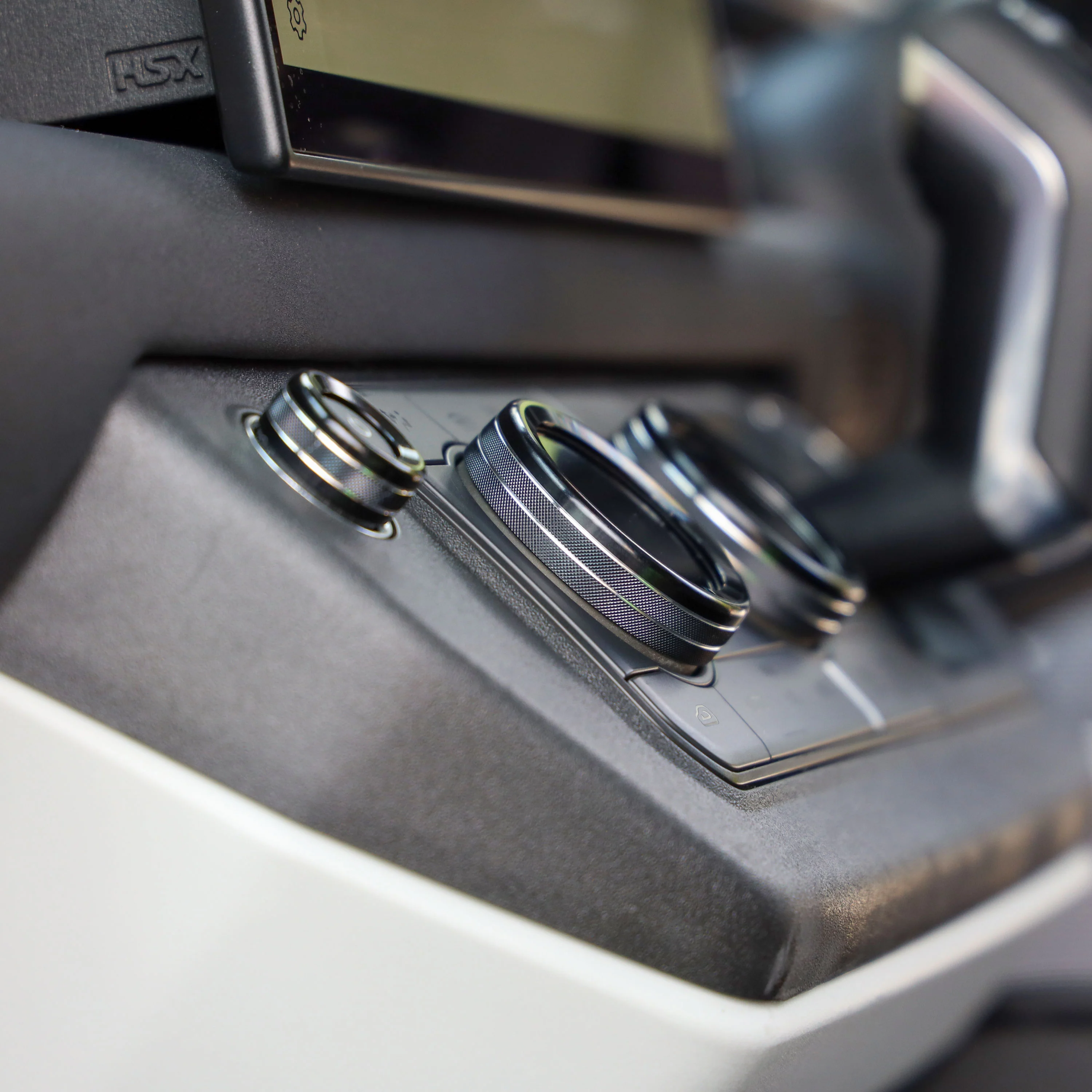 Interior Aircon Control Trim - Set of 3 - BLACK - for Land Rover Defender L663 - Image 7