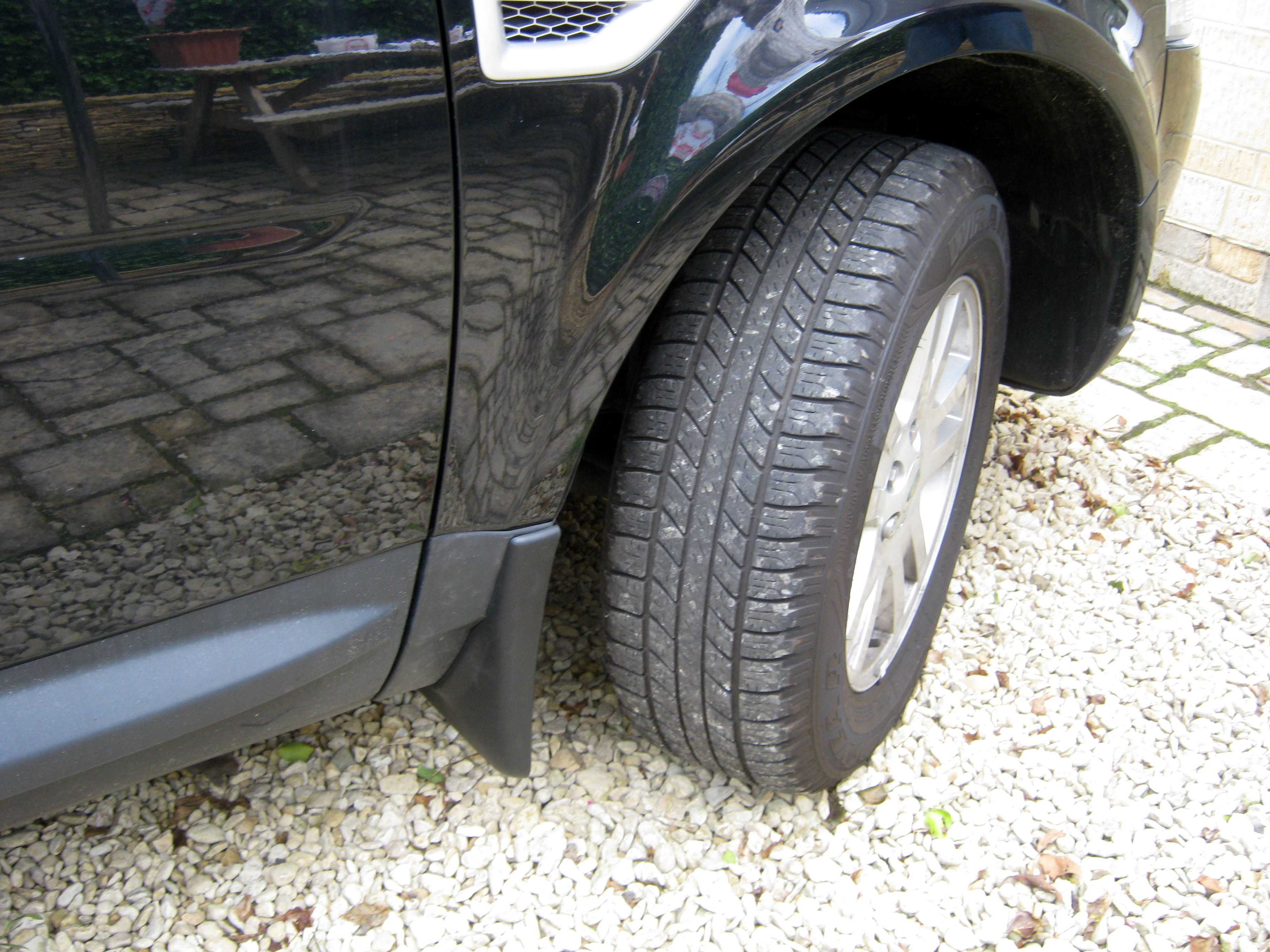 Mudflap kit ( Front ) for Land Rover Freelander 2 without bodykit - Image 4