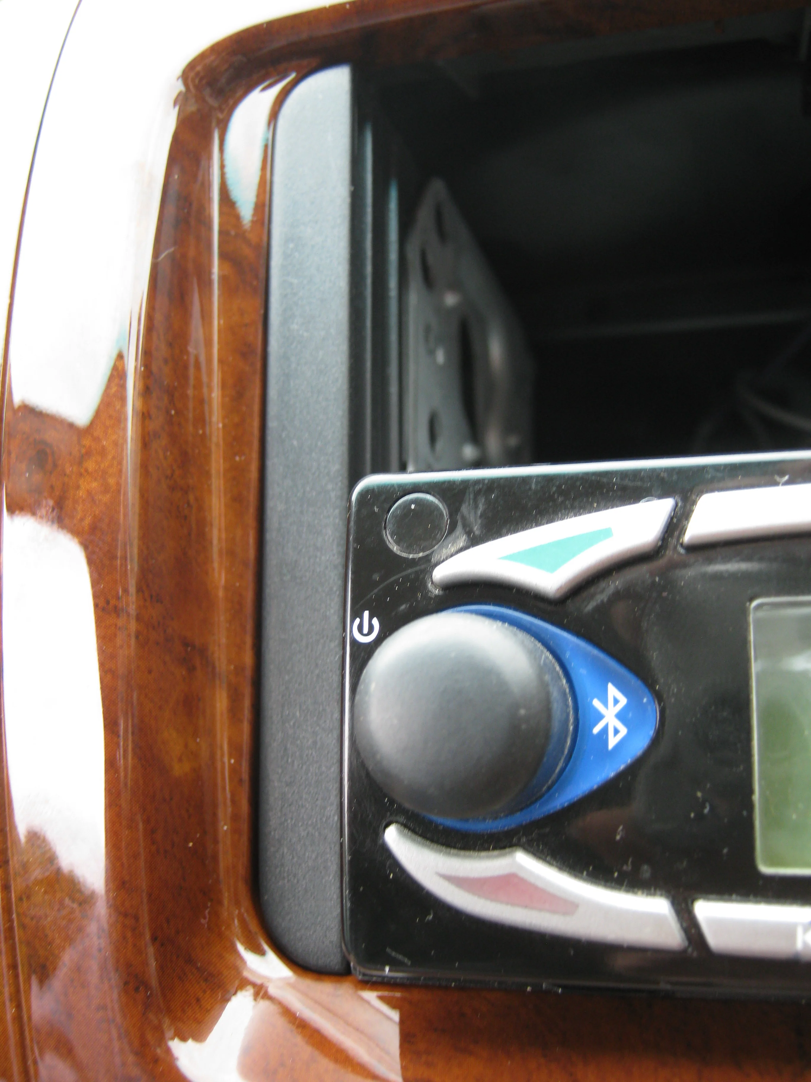Radio Spacers for Toyota Hilux Mk6 Vigo - Image 2