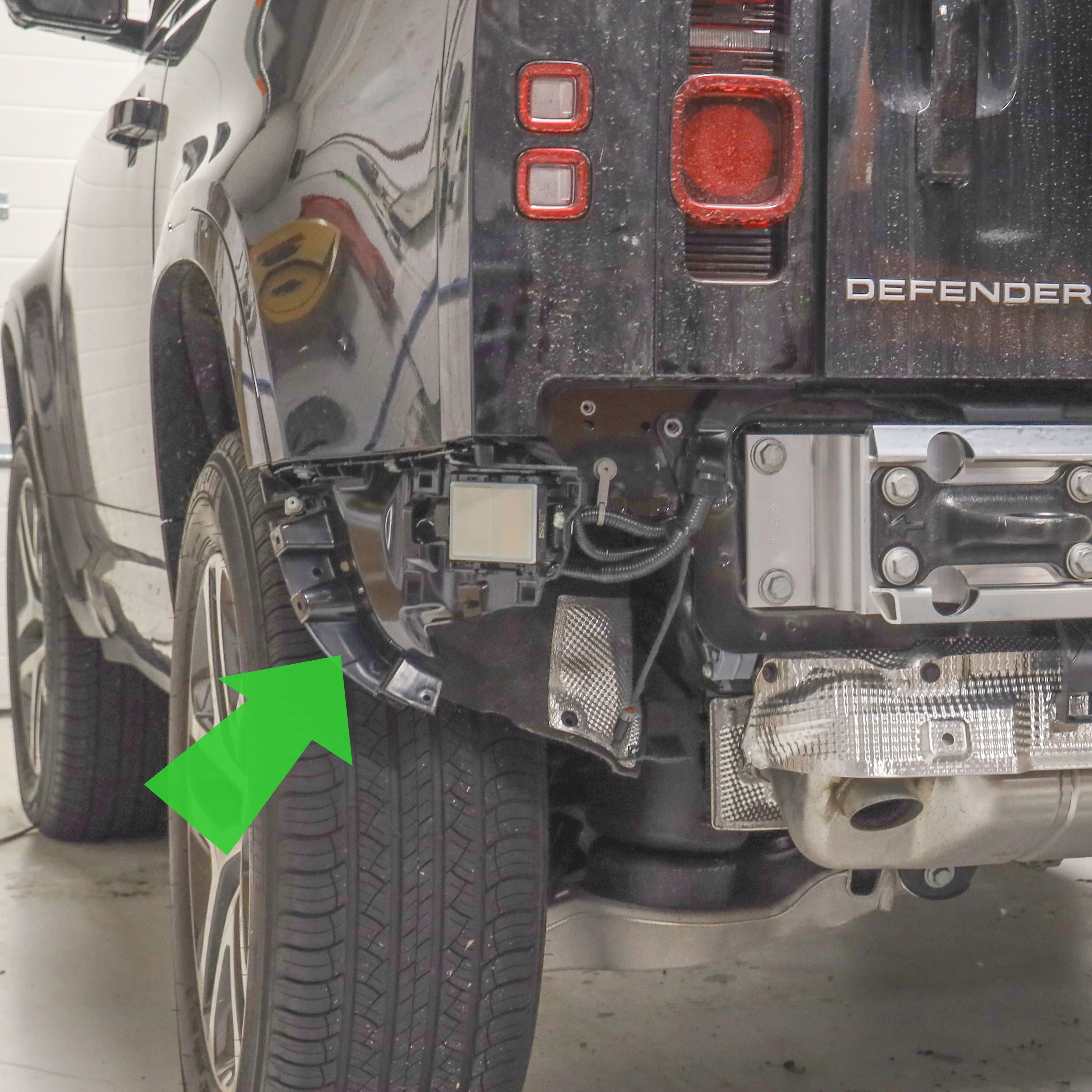 Rear Bumper Corner Mounting Bracket for Land Rover Defender L663 - Left - Image 2