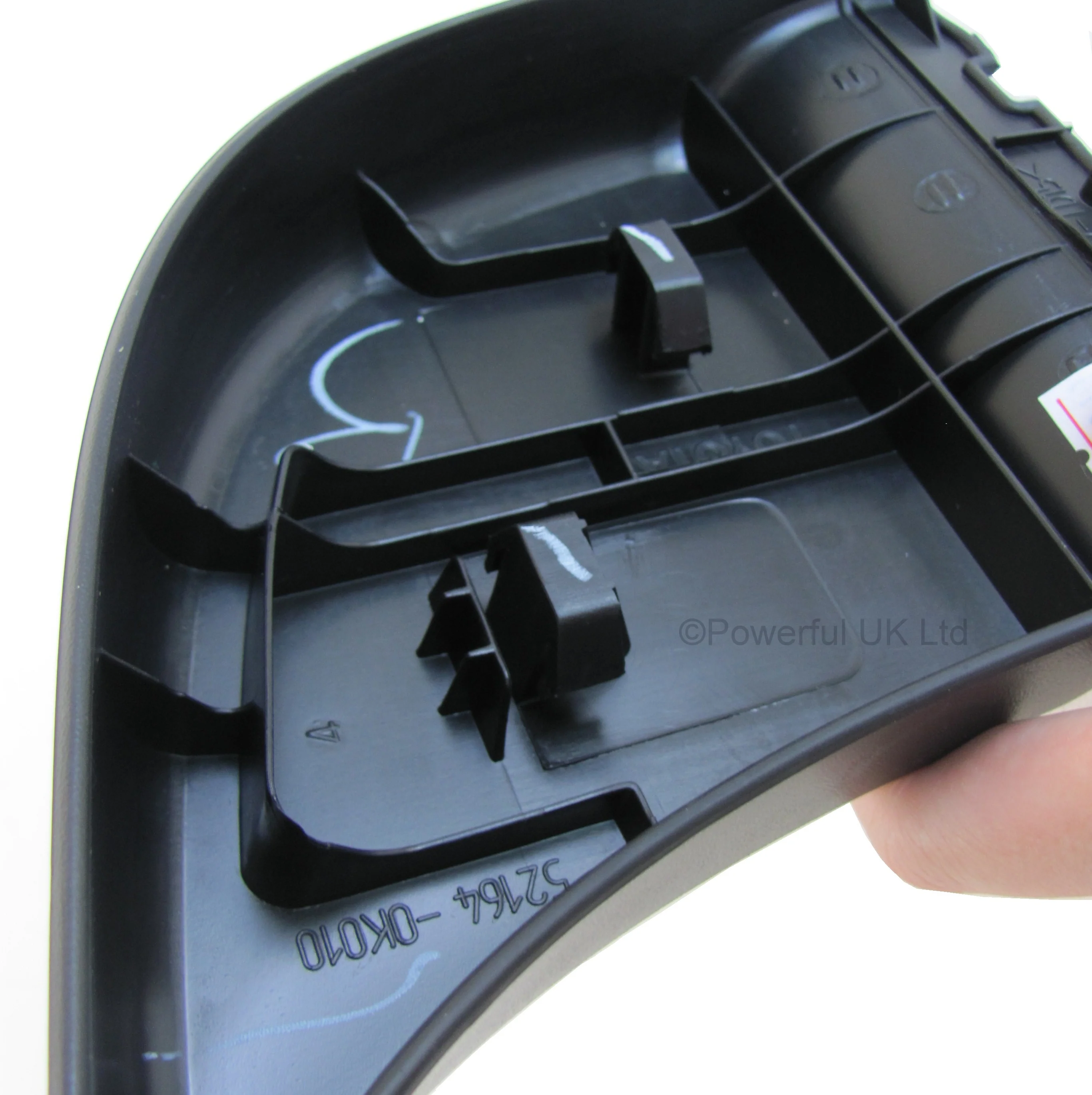 Rear Bumper Plastic End Cap - OE - Left Hand - for Toyota Hilux Mk6 / Mk7 & Vigo - Image 4