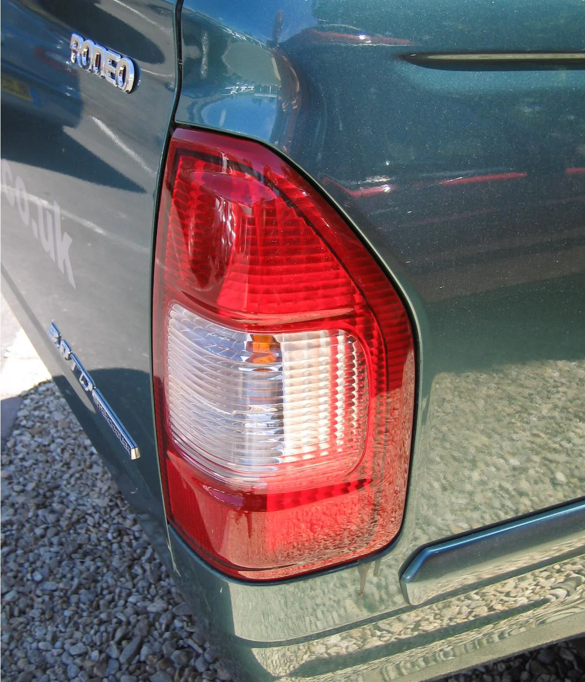 Rear Light Assembly & Loom - RH for Isuzu Rodeo (2003-07) - Image 3