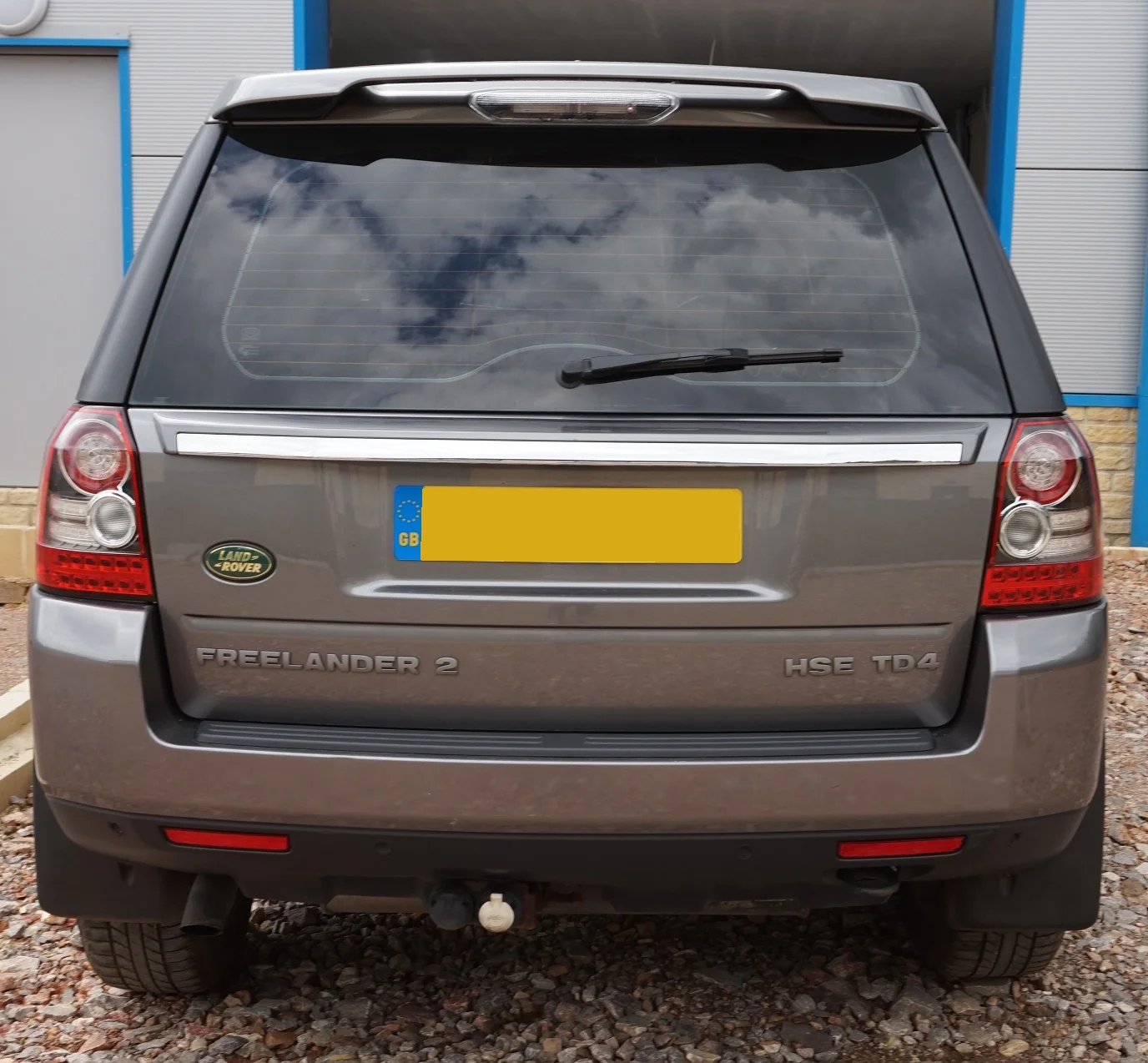 Rear Tailgate Spoiler Kit - Orkney Grey - for Land Rover Freelander 2 - Image 5