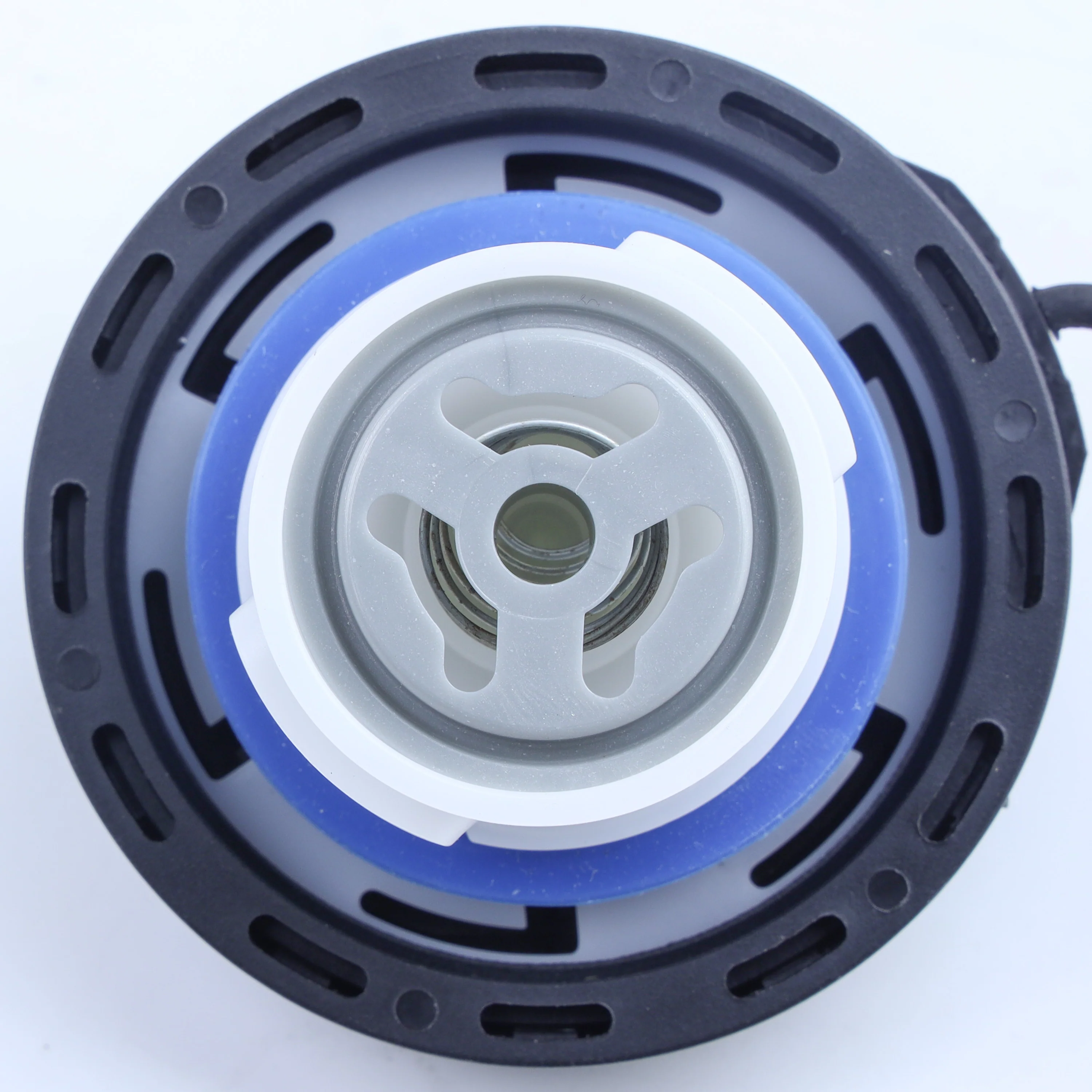 Replacement VENTED Filler Cap - Aftermarket - Petrol - for Jaguar F-Pace - Image 3