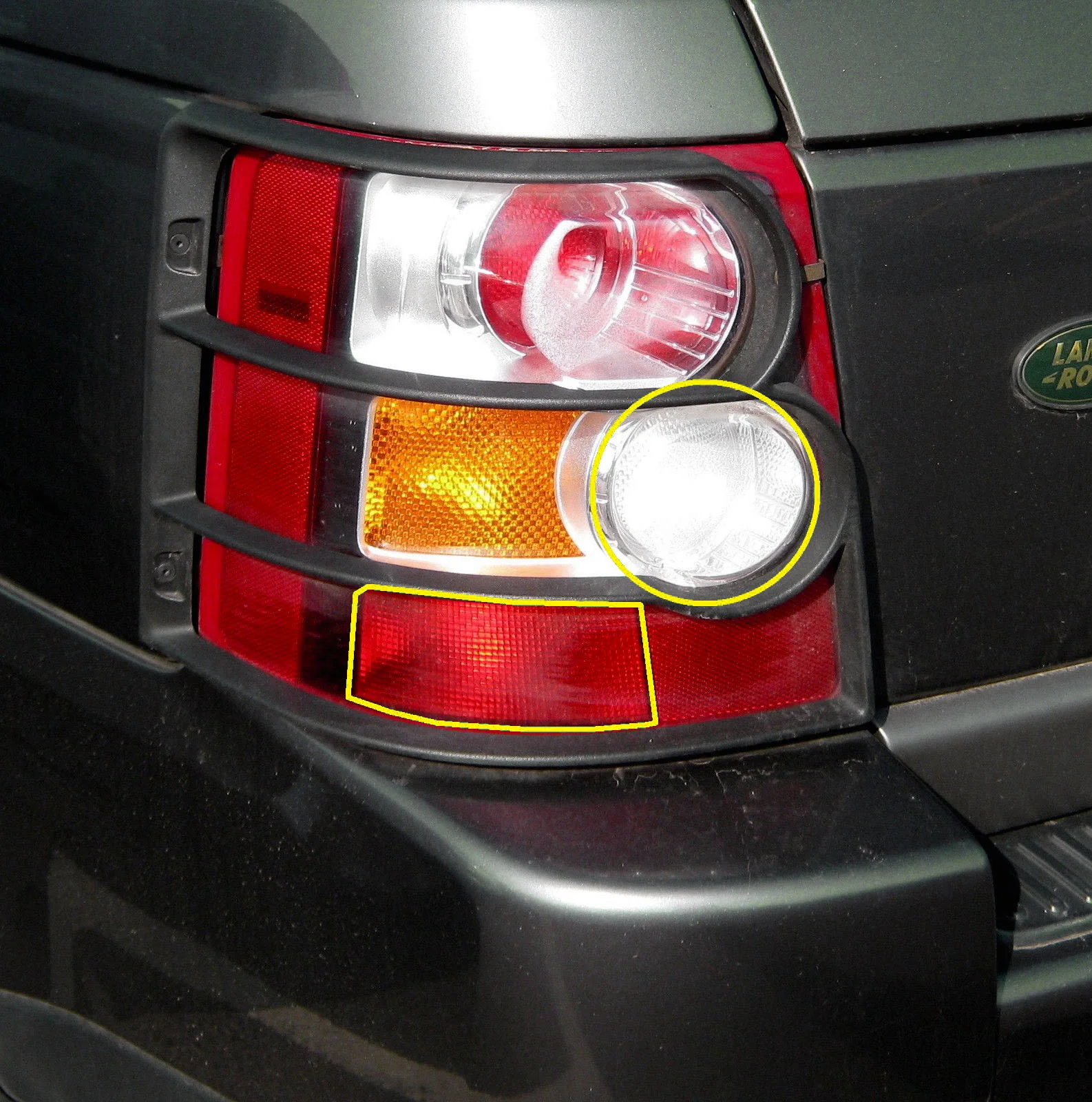 Reverse & Fog LED Bulb Upgrade Kit ( 4pc ) for Range Rover Sport L320 - Image 9