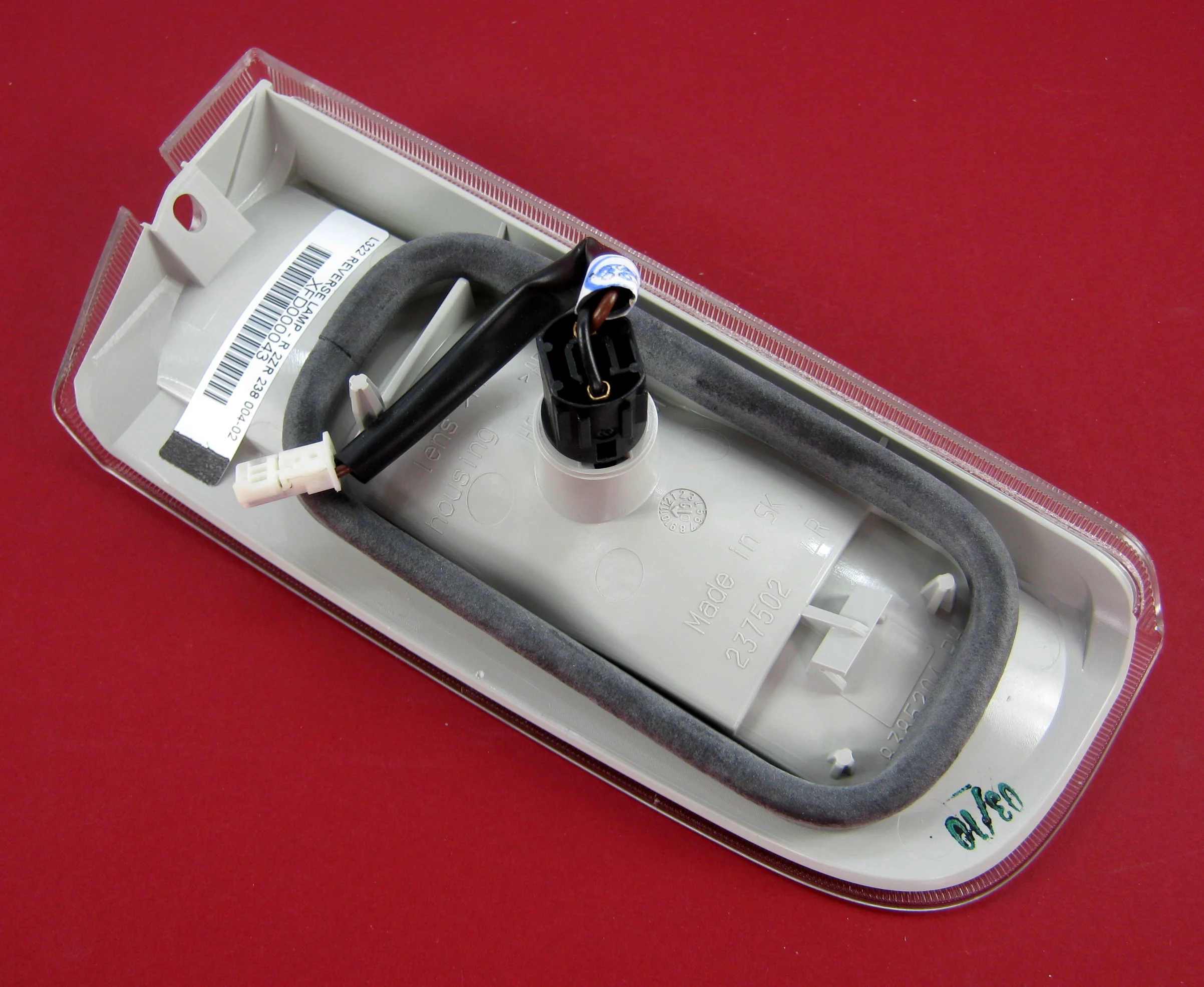 Genuine Reversing Light for Range Rover L322 - Right - Image 4