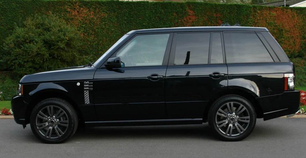 Side Vents - Autobiography Style - Black / Chrome / Silver for Range Rover L322 - Image 4