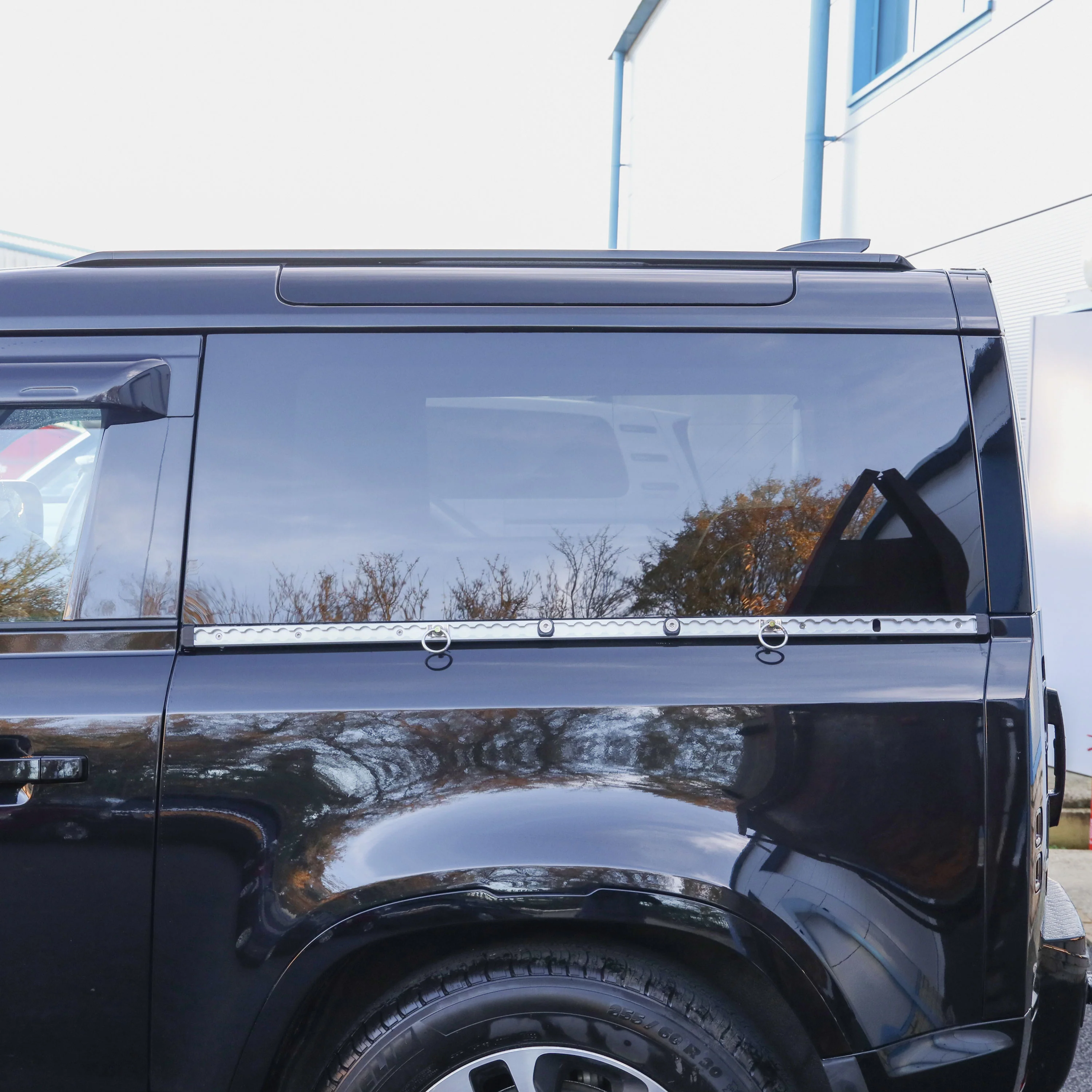 Silver Utility Side Rail for Land Rover Defender L663 90 - Left Kit - Image 2
