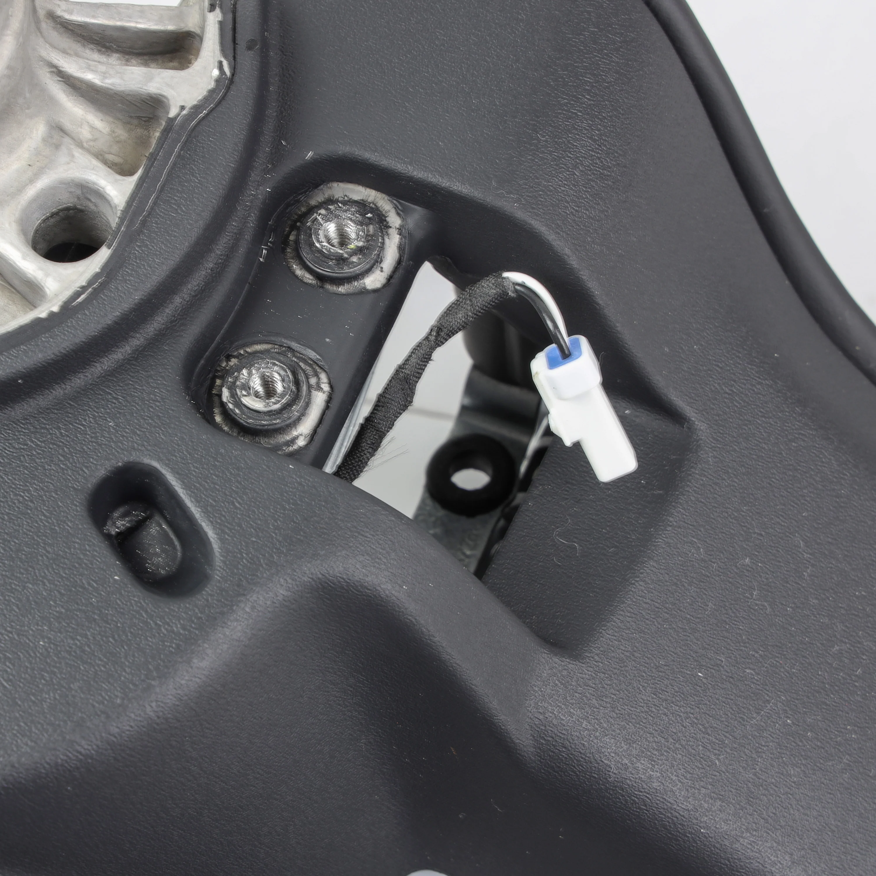 Steering Wheel - NON Heated - WITH HOD - All Leather for Land Rover Defender L663 - Image 8