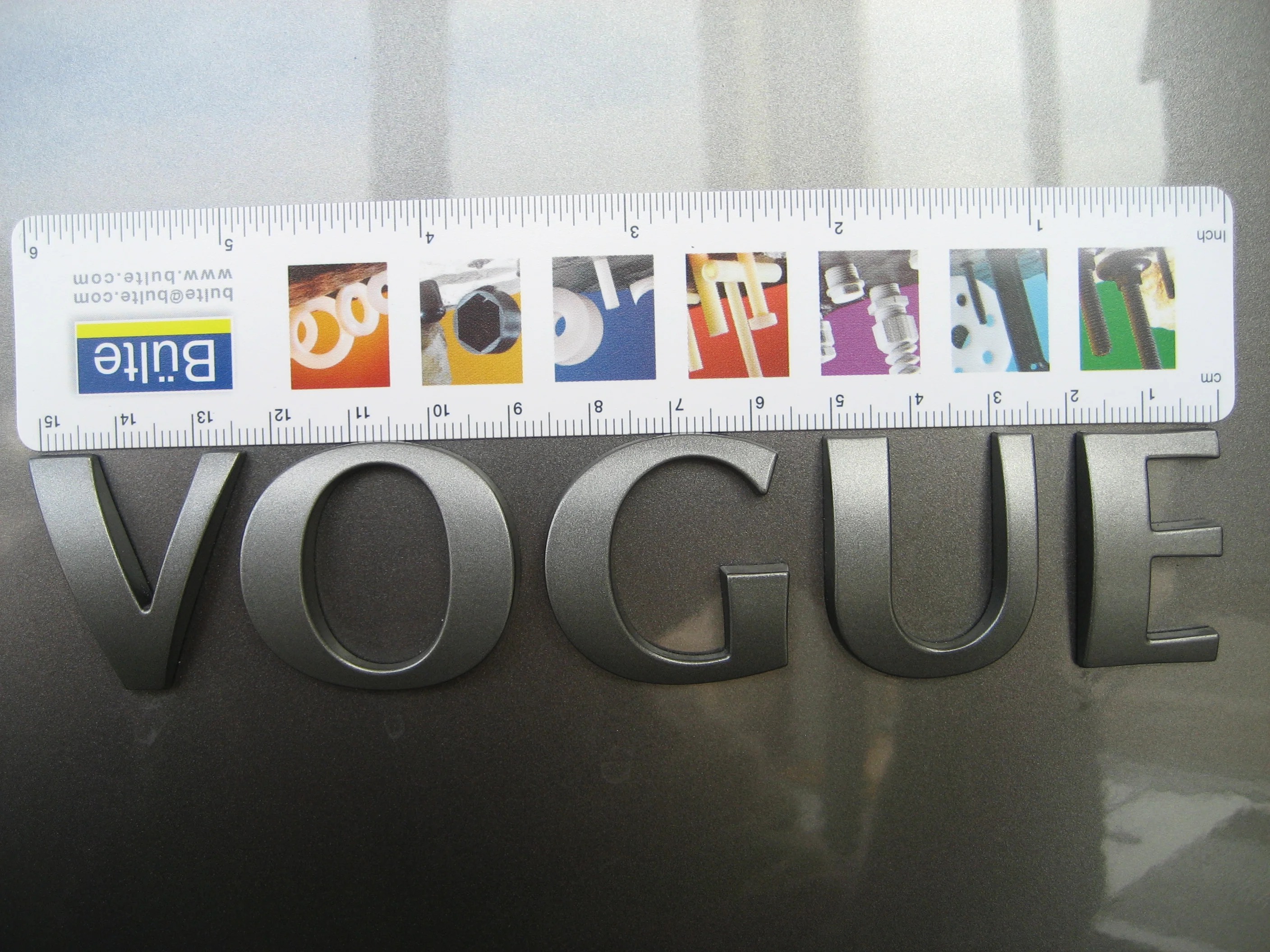 Genuine Tailgate Lettering VOGUE for Range Rover P38 / Classic - Grey - Image 4