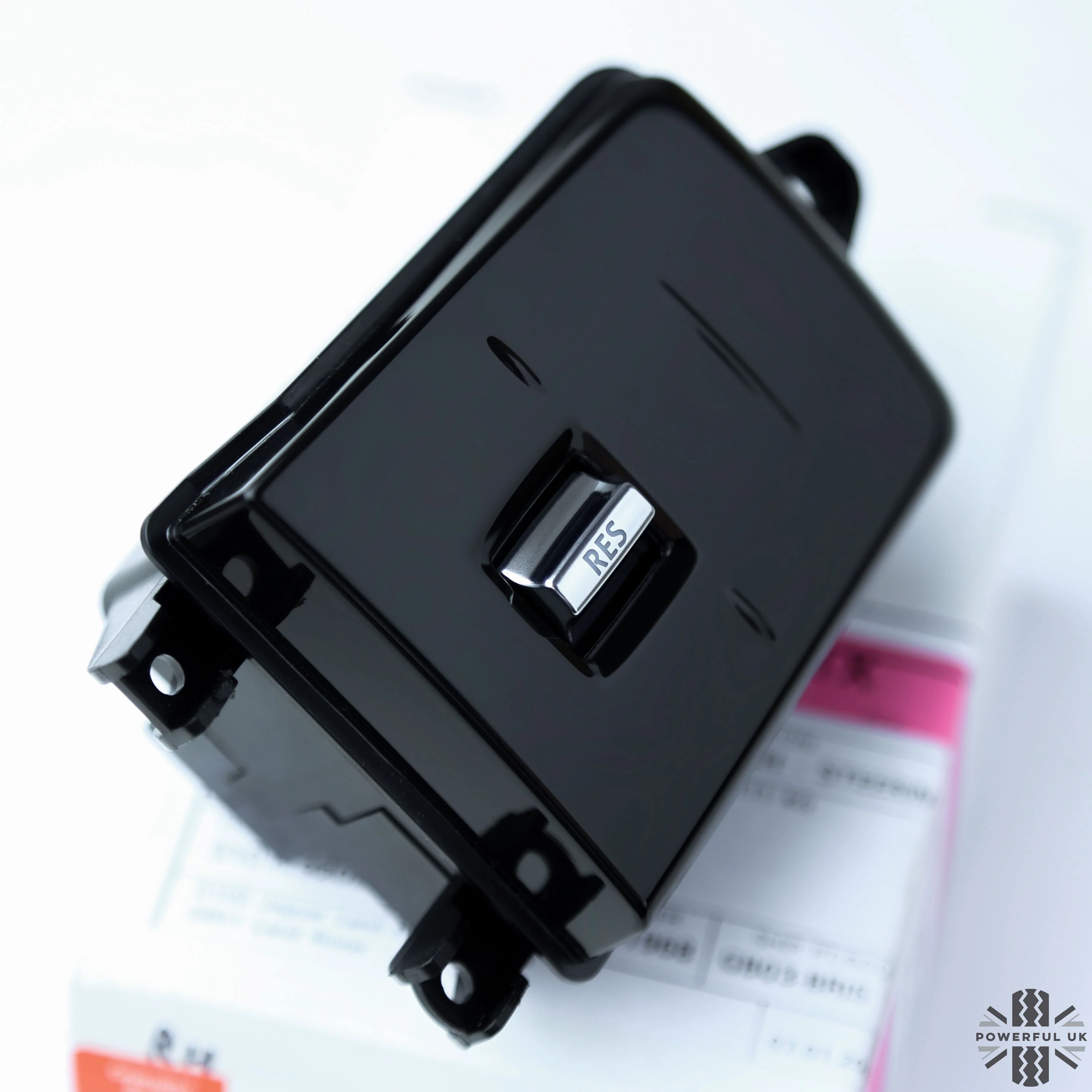 Touch Switch Pack (Late Type) for Land Rover Discovery Sport (2021+) - NON-HEATED - Right - Image 4