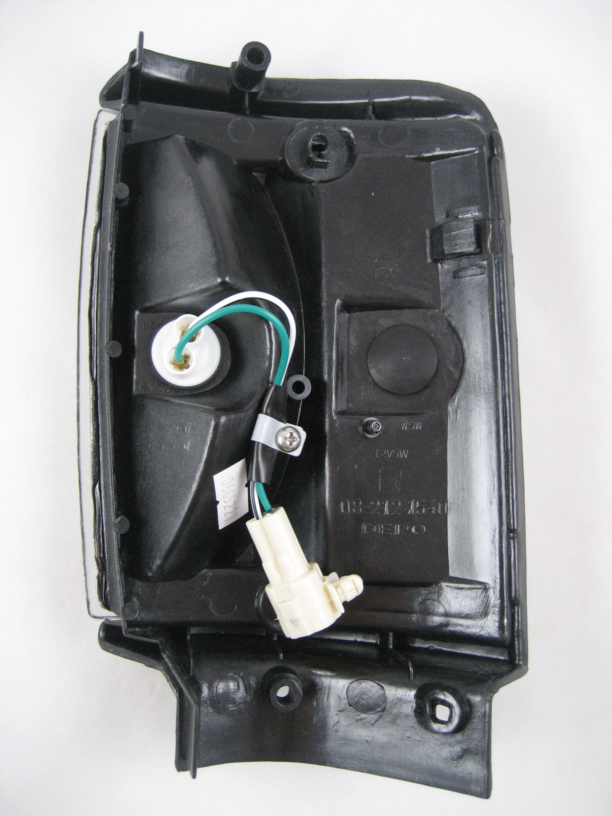 Toyota Hilux Mk2 Corner Light Assembly - RH - Image 4