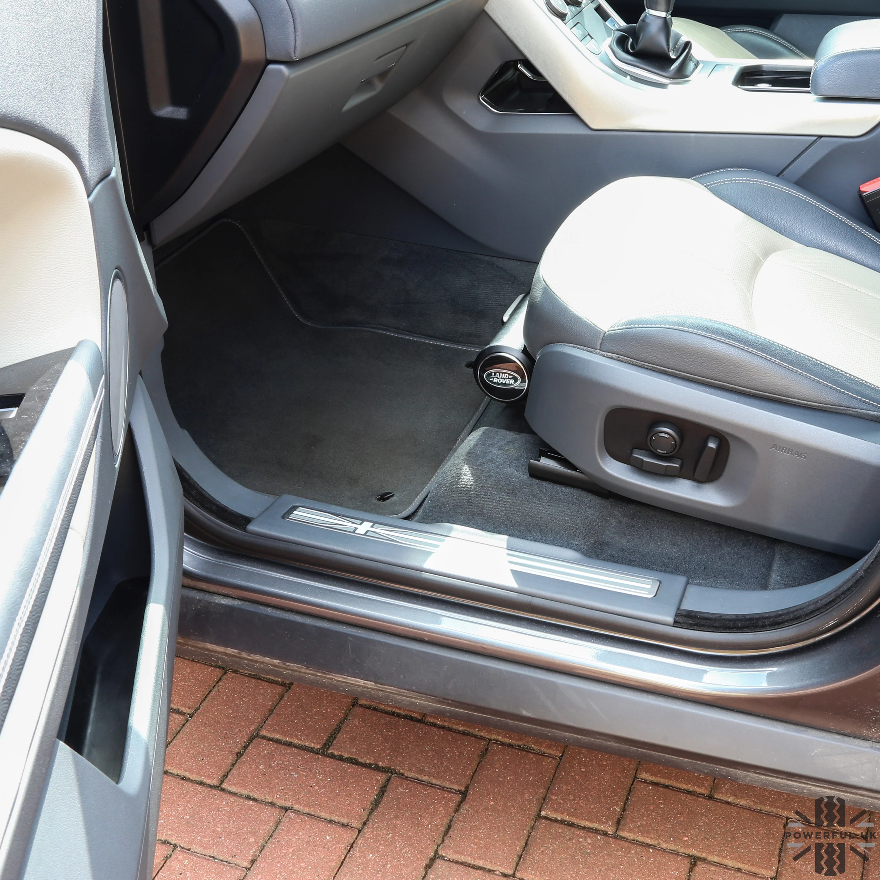 Umbrella Holder for Range Rover Evoque L538 - Image 6